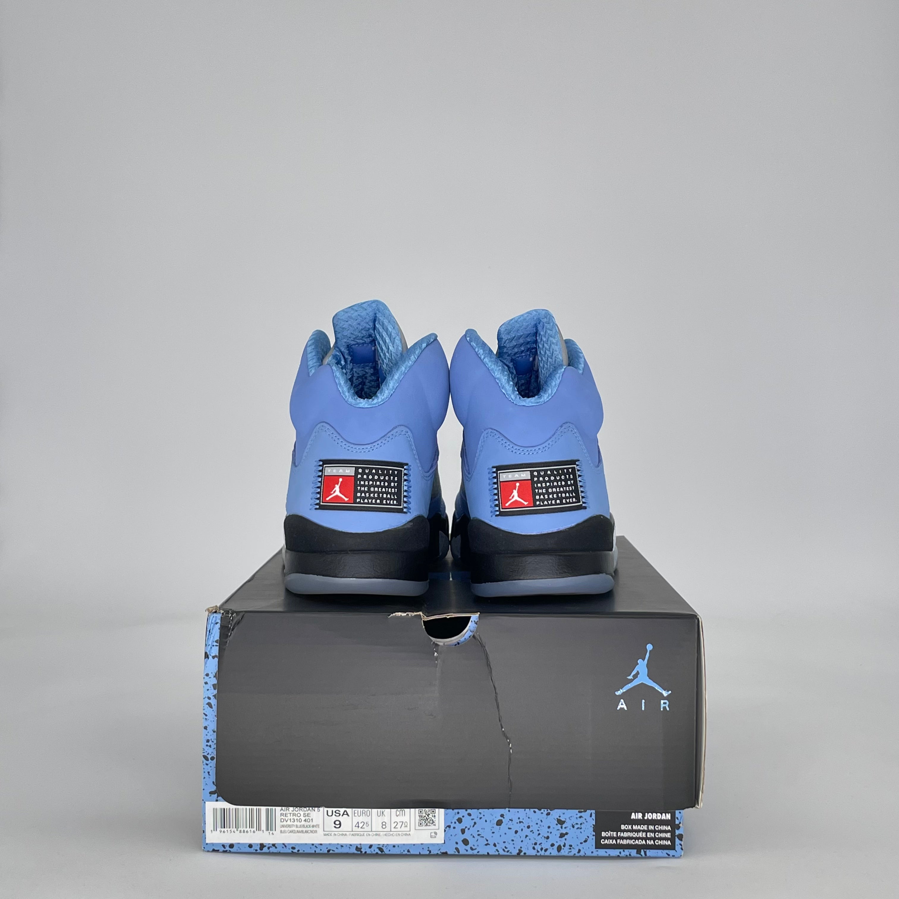 AIR JORDAN 5 UNC UNIVERSITY BLUE DV1310-401 SIZE 9/10.5W