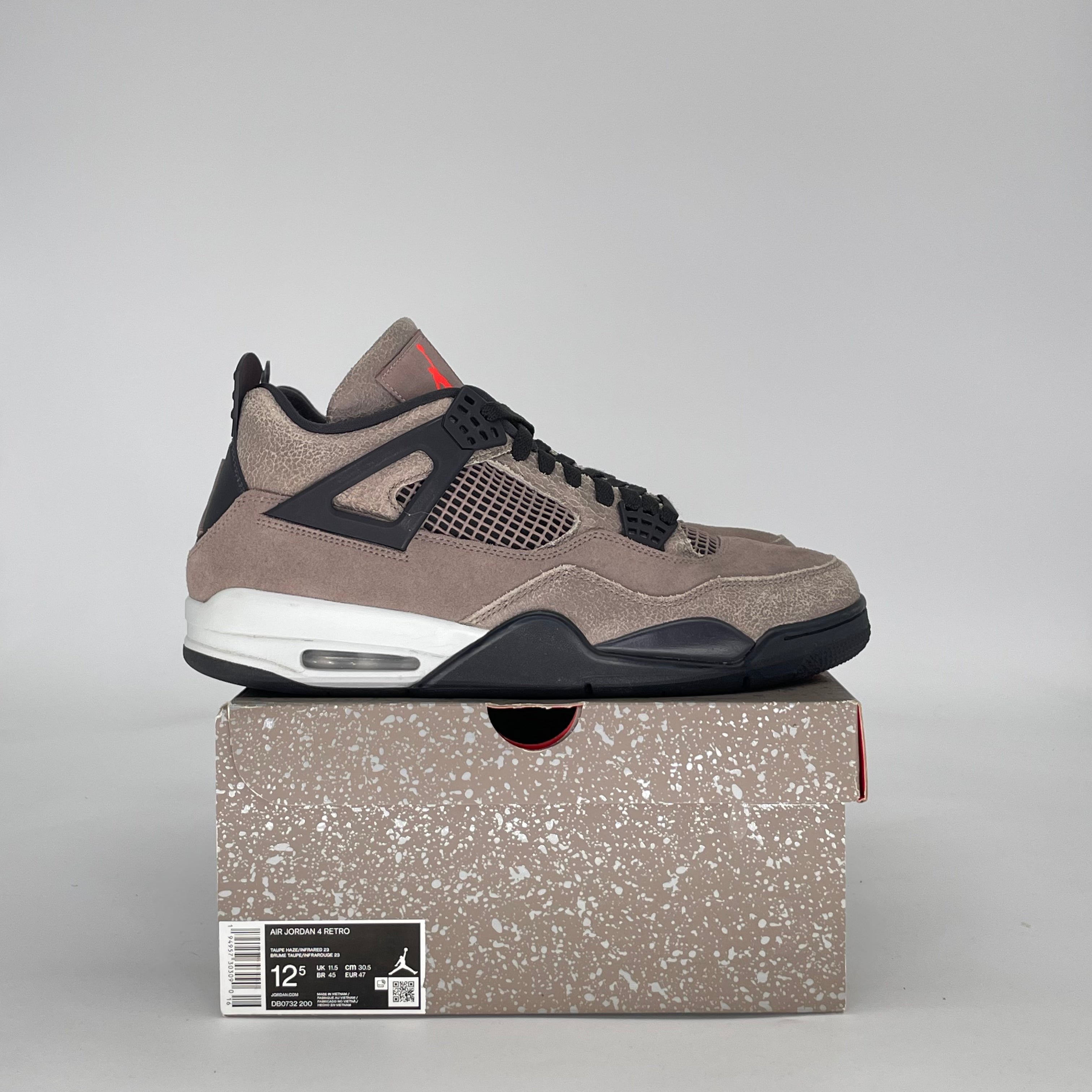 AIR JORDAN 4 TAUPE HAZE DB0732-200 SIZE 12.5/14W