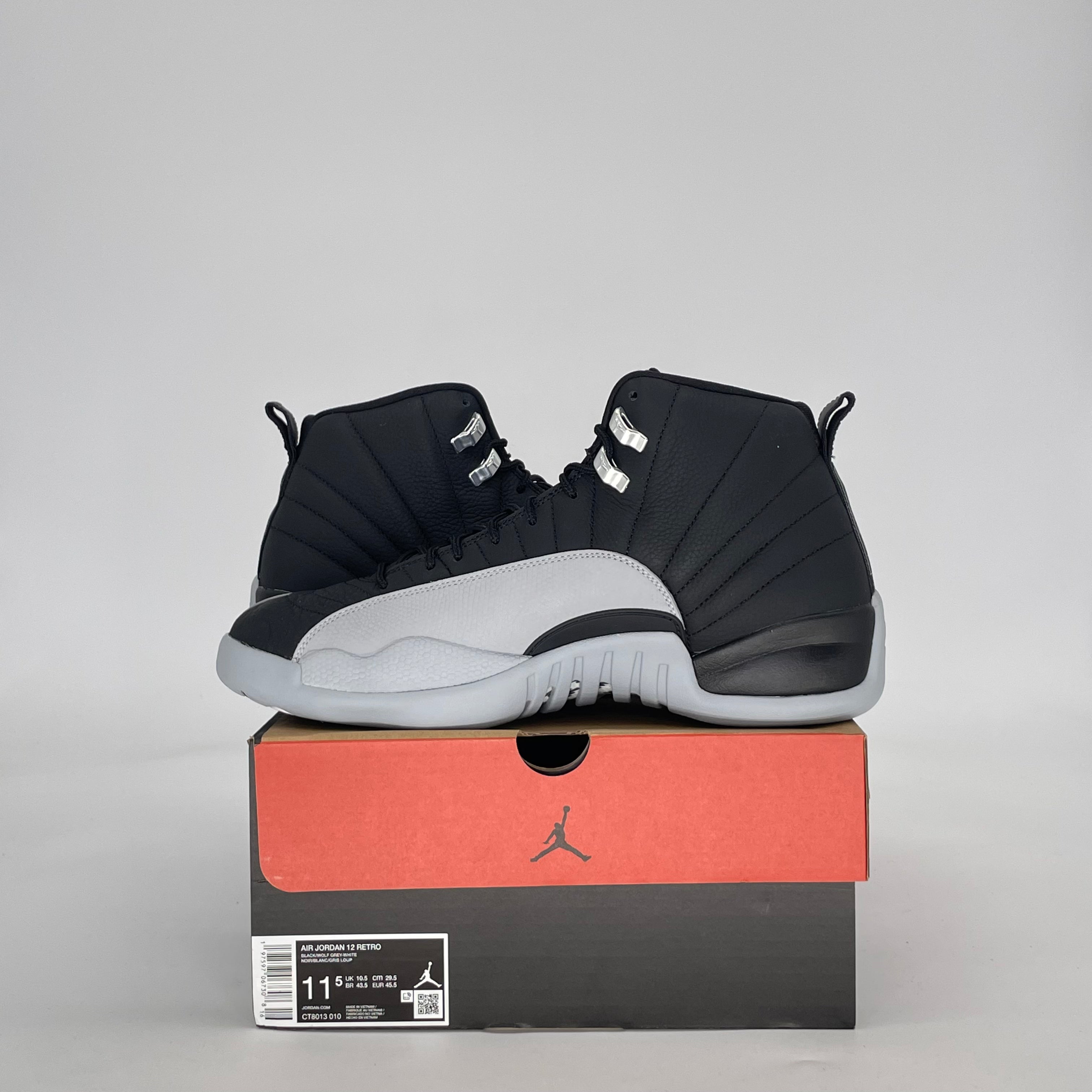 AIR JORDAN 12 BARONS CT8013-010 SIZE 11.5/13W