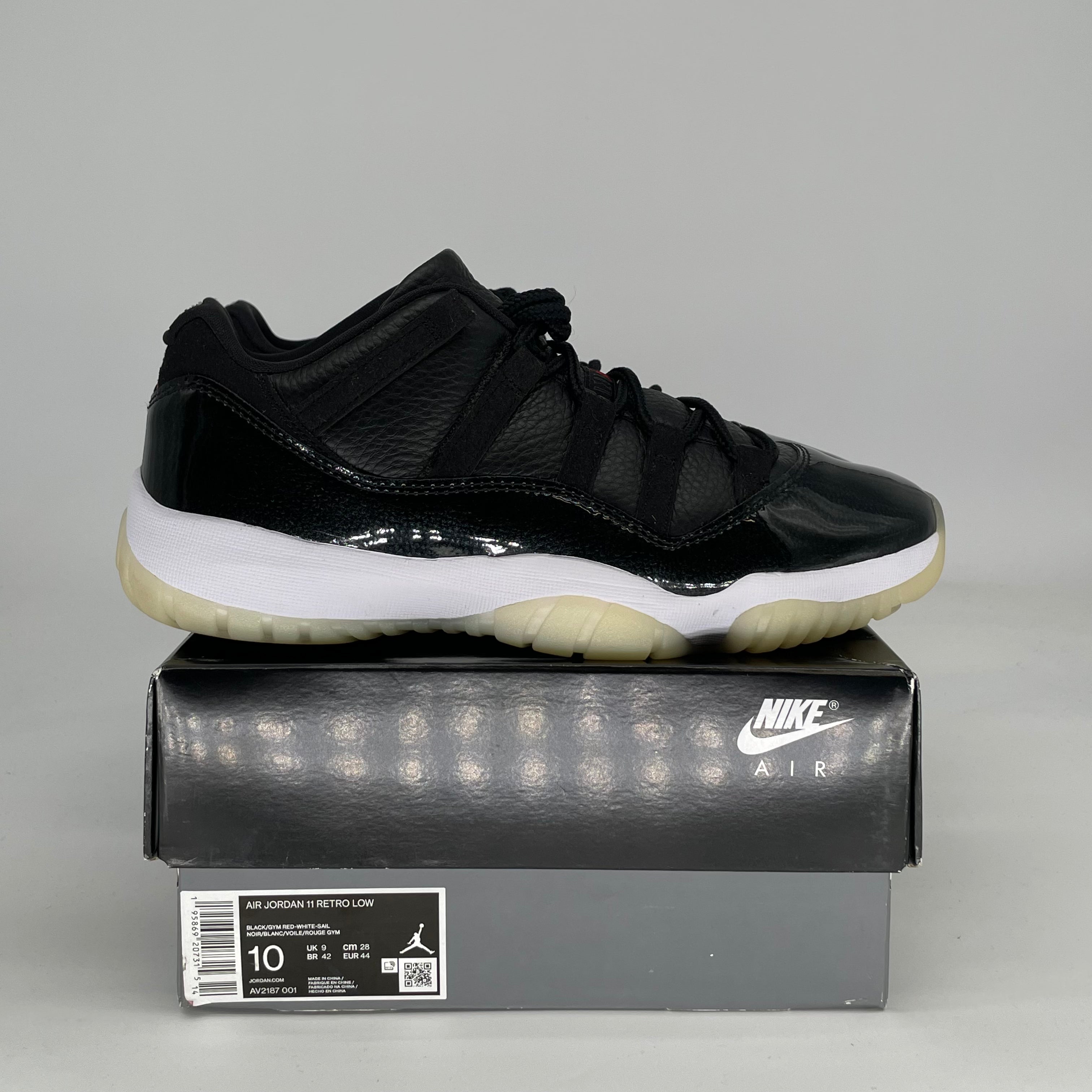 AIR JORDAN 11 LOW 72-10 AV2187-001 SIZE 10/11.5W