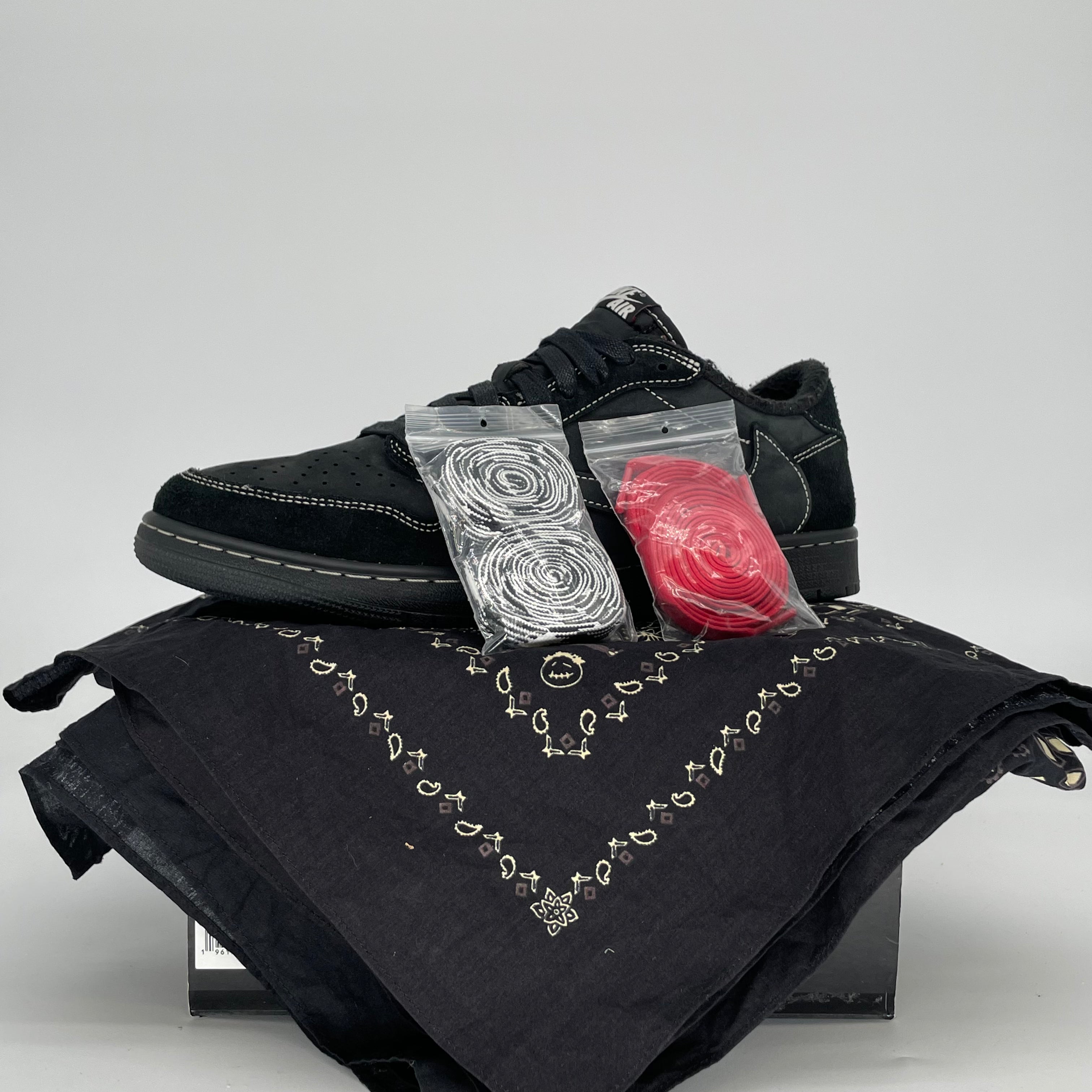 TRAVIS SCOTT X AIR JORDAN 1 LOW BLACK PHANTOM DM7866-001 SIZE 11/12.5W