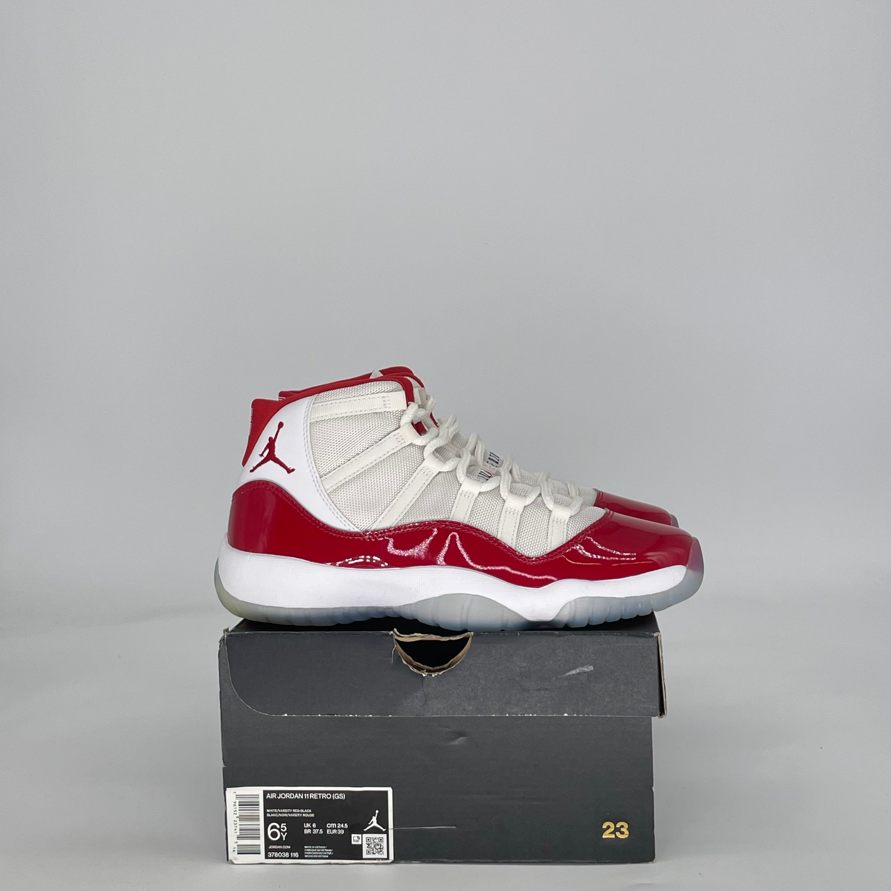 AIR JORDAN 11 CHERRY (2022) 378038-116 SIZE 6.5/8W GS