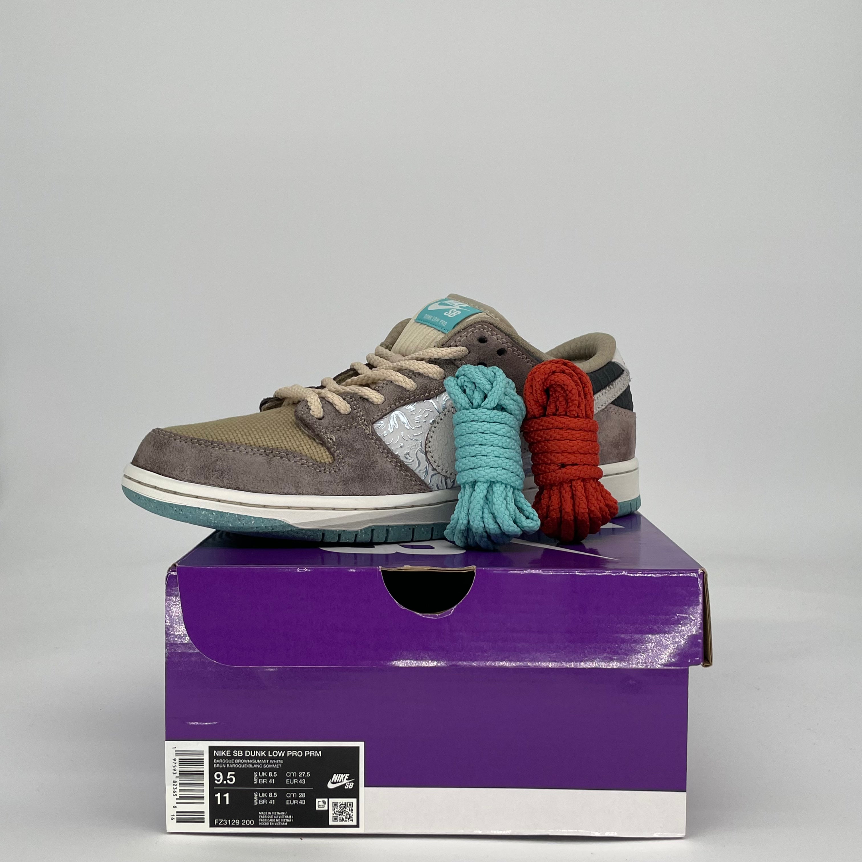 NIKE SB DUNK LOW BIG MONEY SAVINGS FZ3129-200 SIZE 9.5/11W