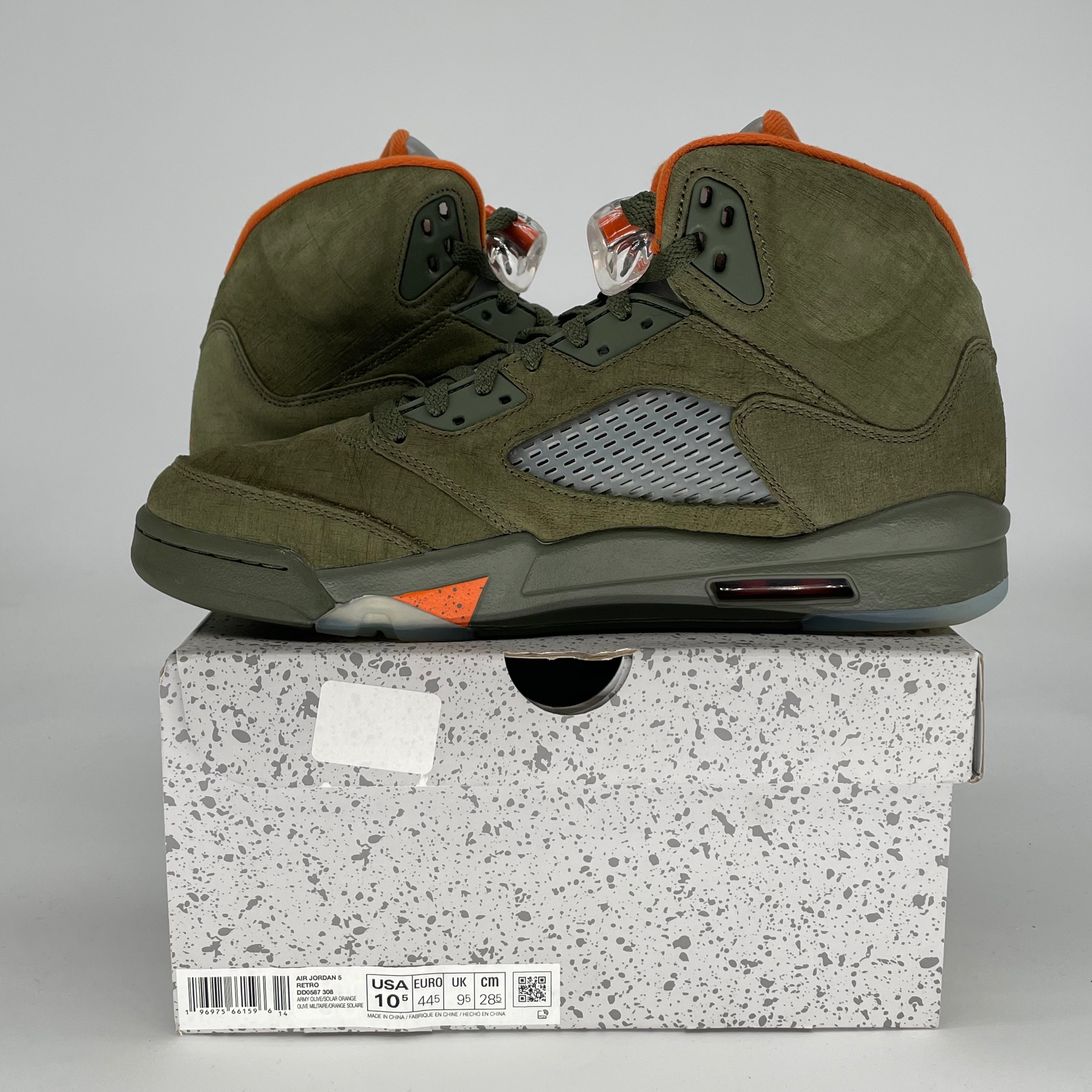 AIR JORDAN 5 OLIVE DD0587-308 SIZE 10.5/12W