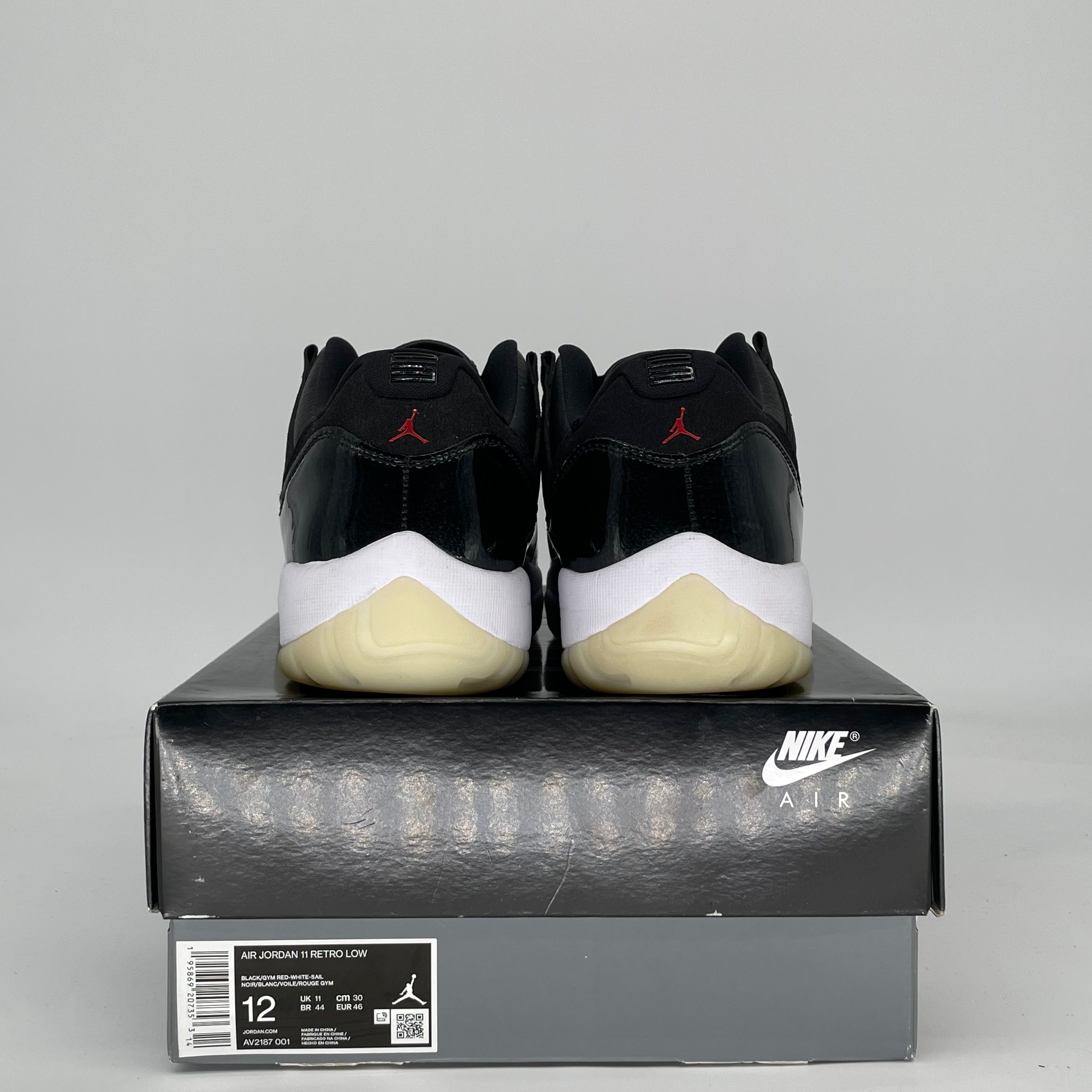 AIR JORDAN 11 LOW 72-10 AV2187-001 SIZE 12/13.5W