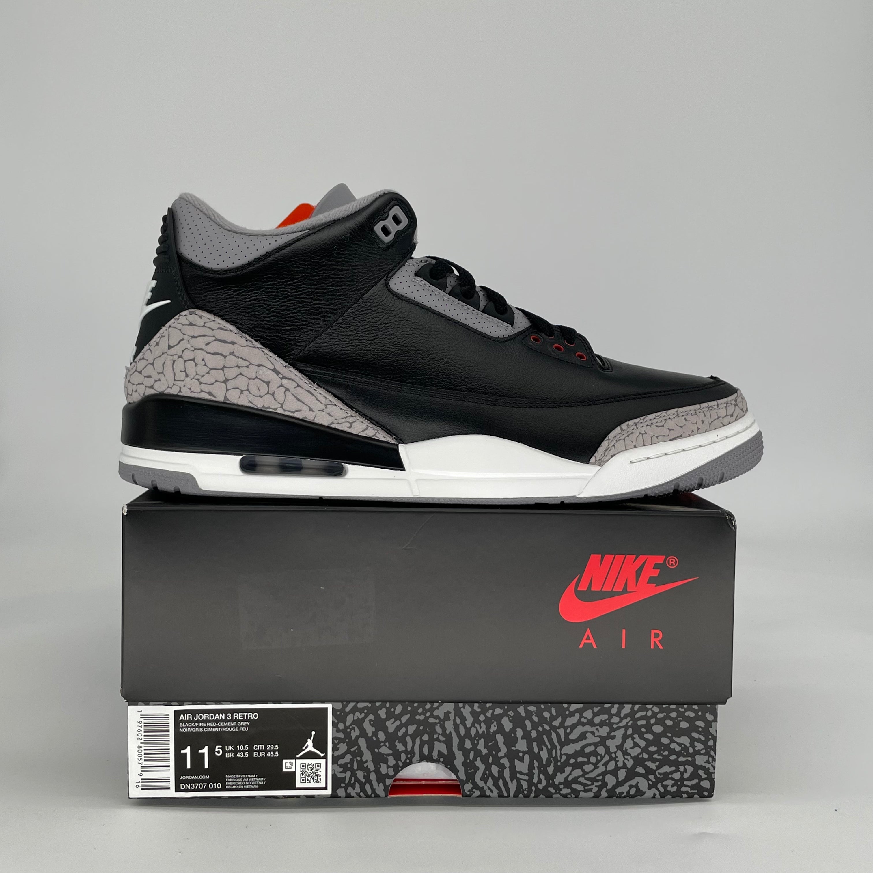 AIR JORDAN 3 BLACK CEMENT 2024 DN3707-010 SIZE 11.5/13W