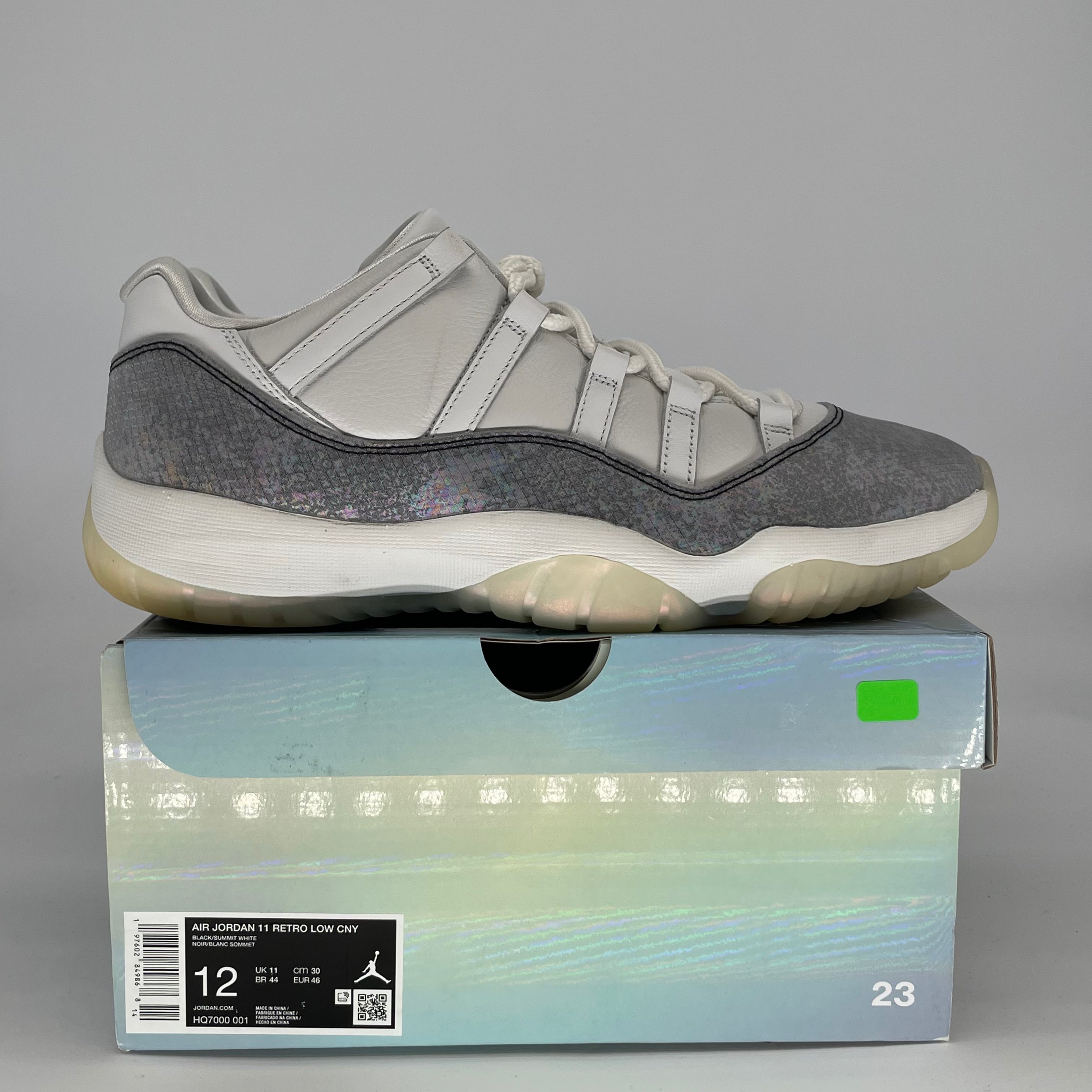 AIR JORDAN 11 LOW YEAR OF THE SNAKE HQ7000-001 SIZE 12/13.5W