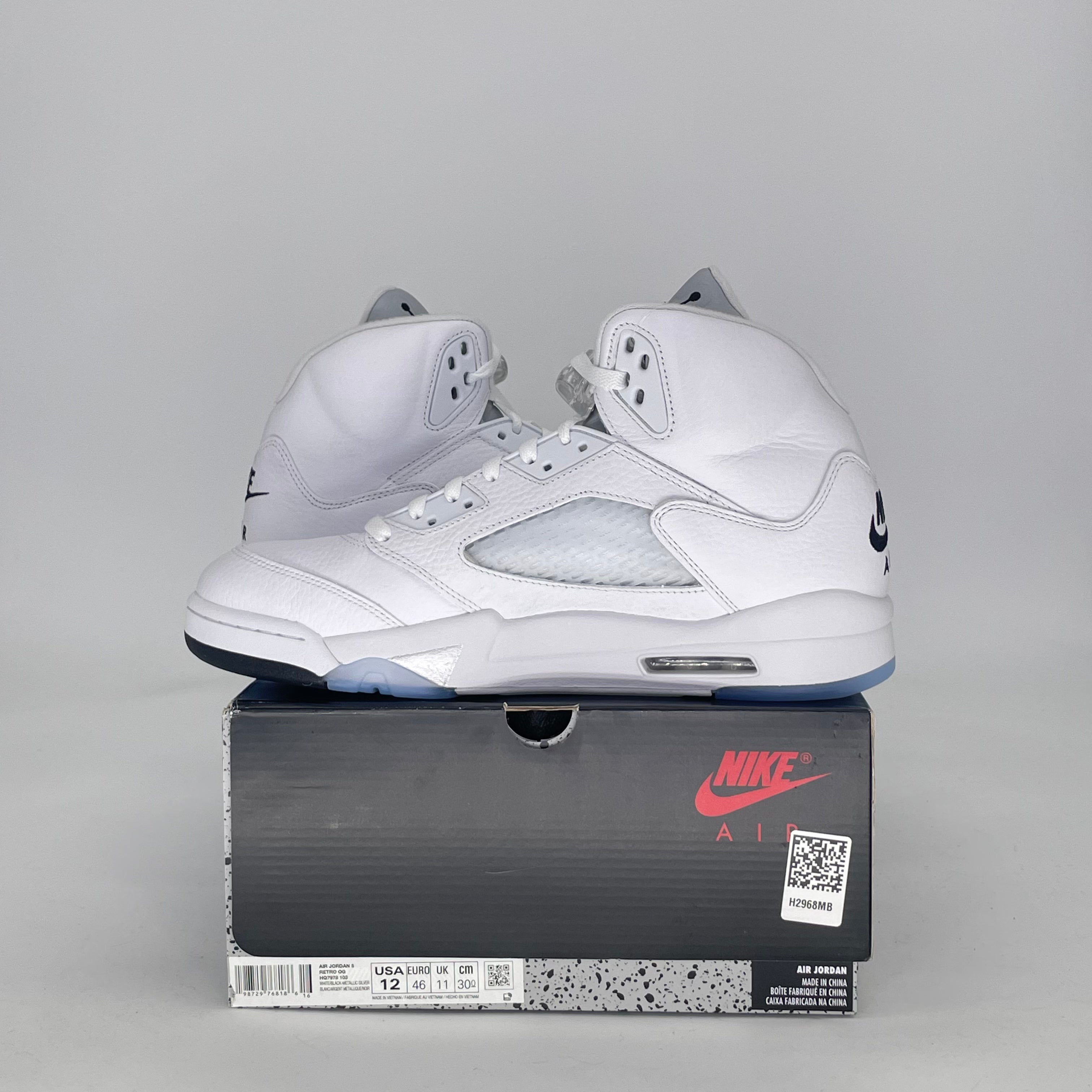 AIR JORDAN 5 WHITE METALLIC HQ7978-103 SIZE 12/13.5W