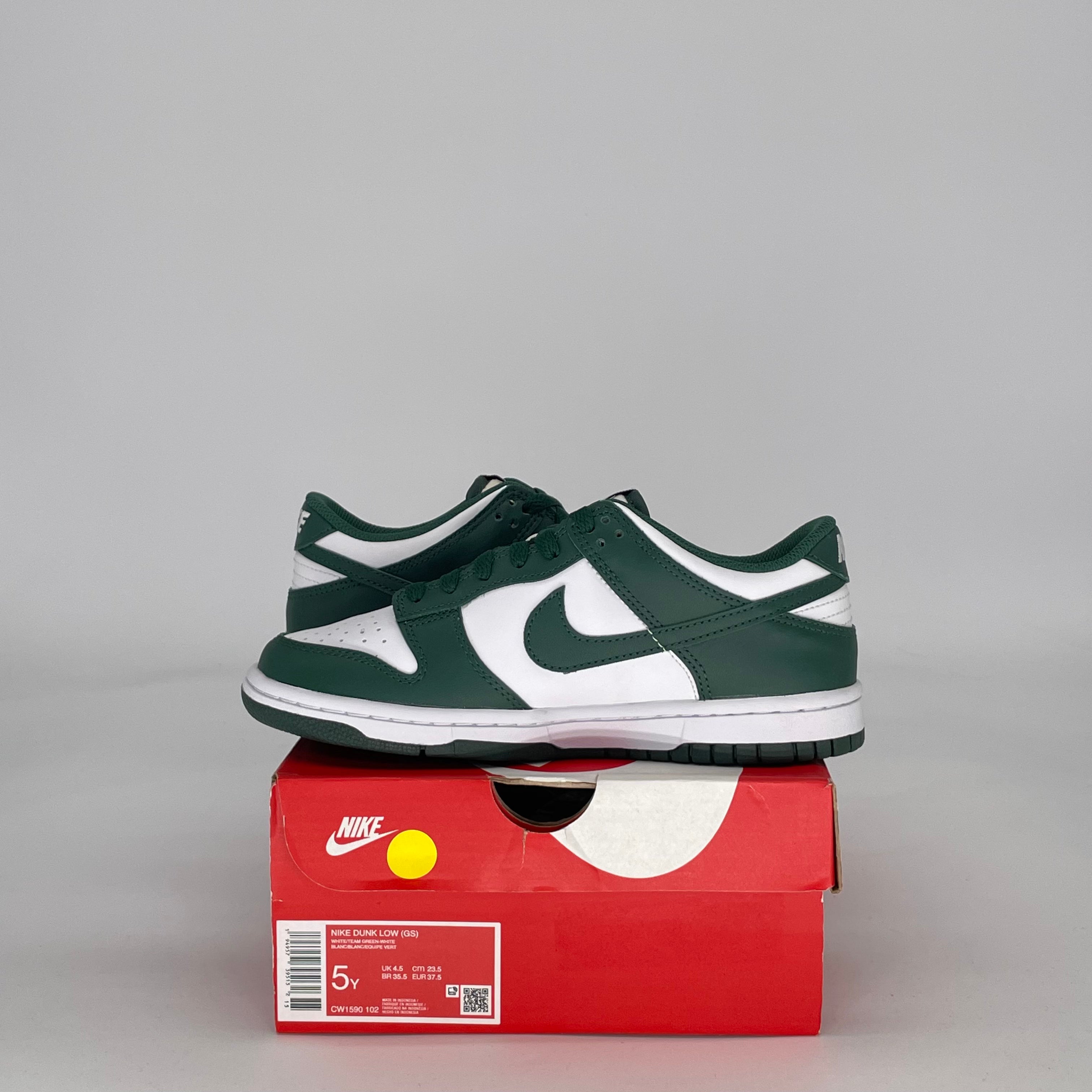 NIKE DUNK LOW MICHIGAN STATE CW1590-102 SIZE 5/6.5W GS