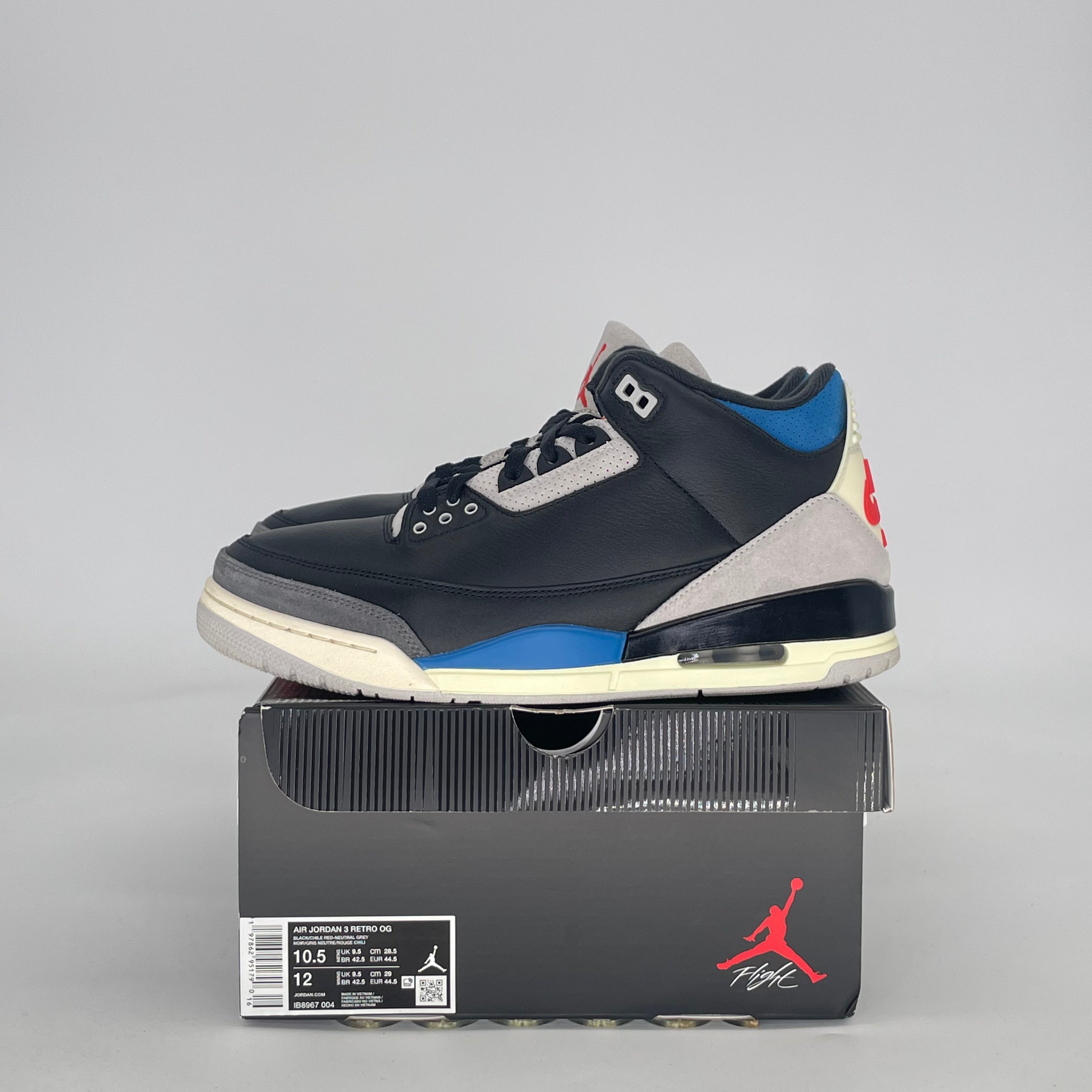 AIR JORDAN 3 RARE AIR IB8967-004 SIZE 10.5/12W