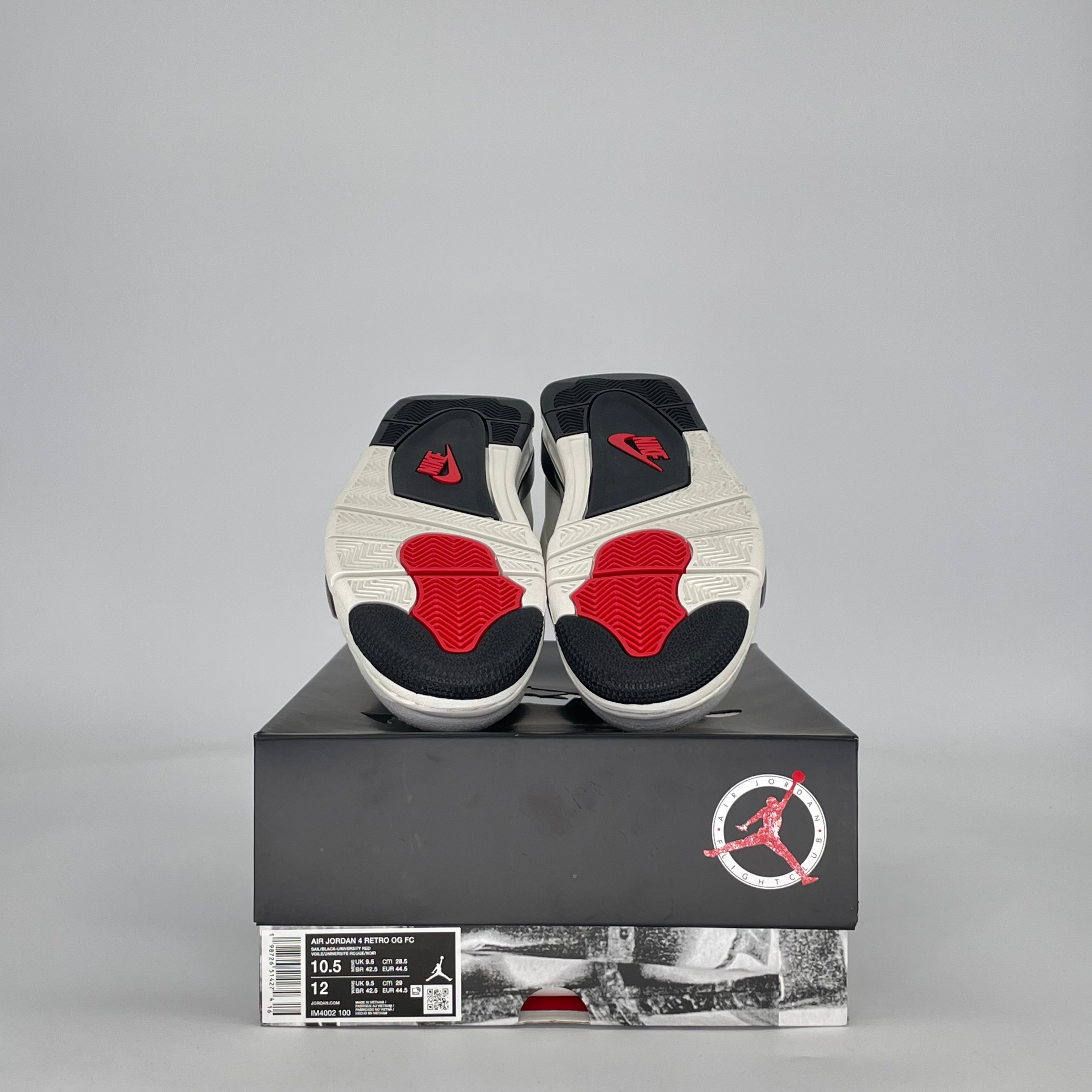 AIR JORDAN 4 FLIGHT CLUB IM4002-100 SIZE 10.5/12W