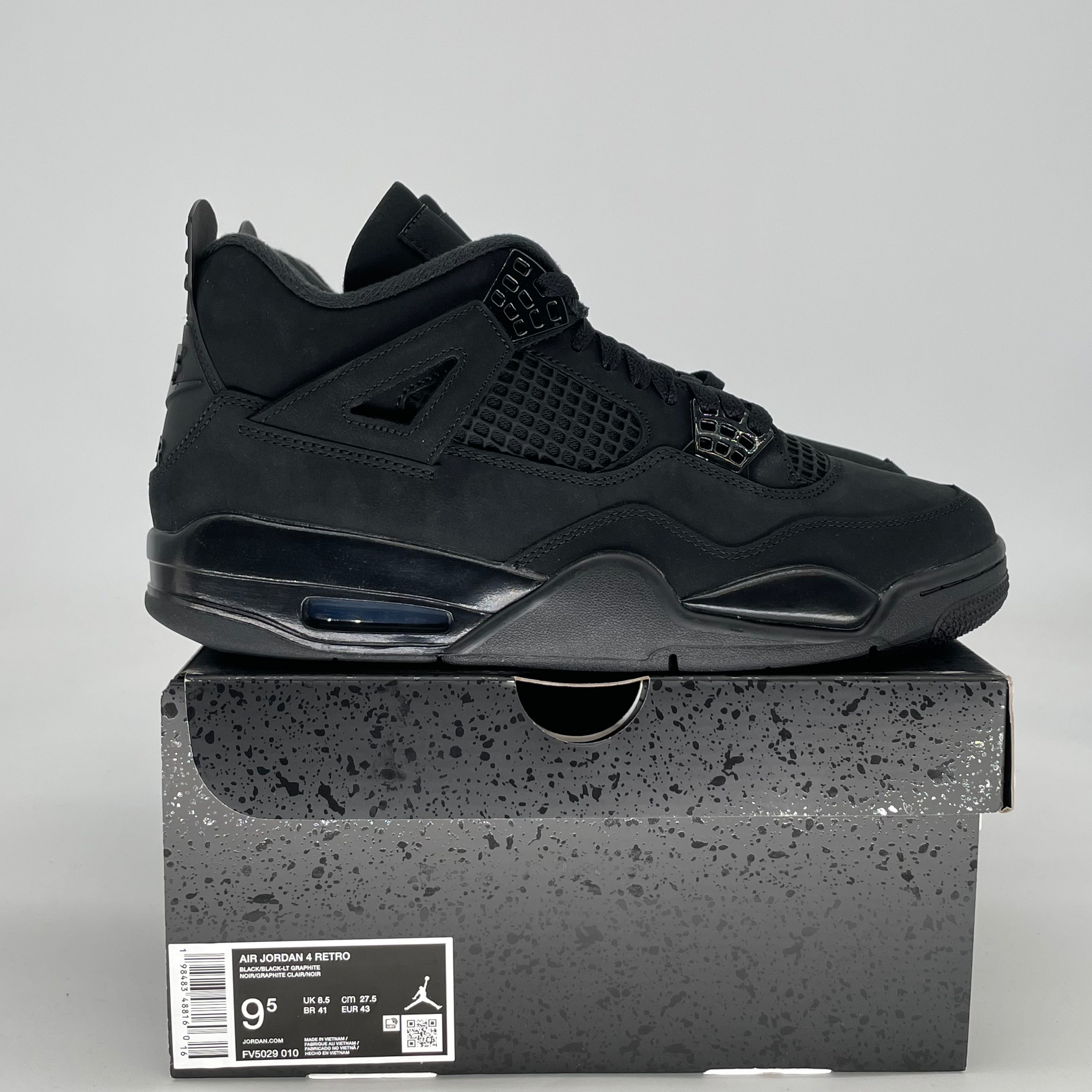 AIR JORDAN 4 BLACK CAT FV5029-010 SIZE 9.5/11W