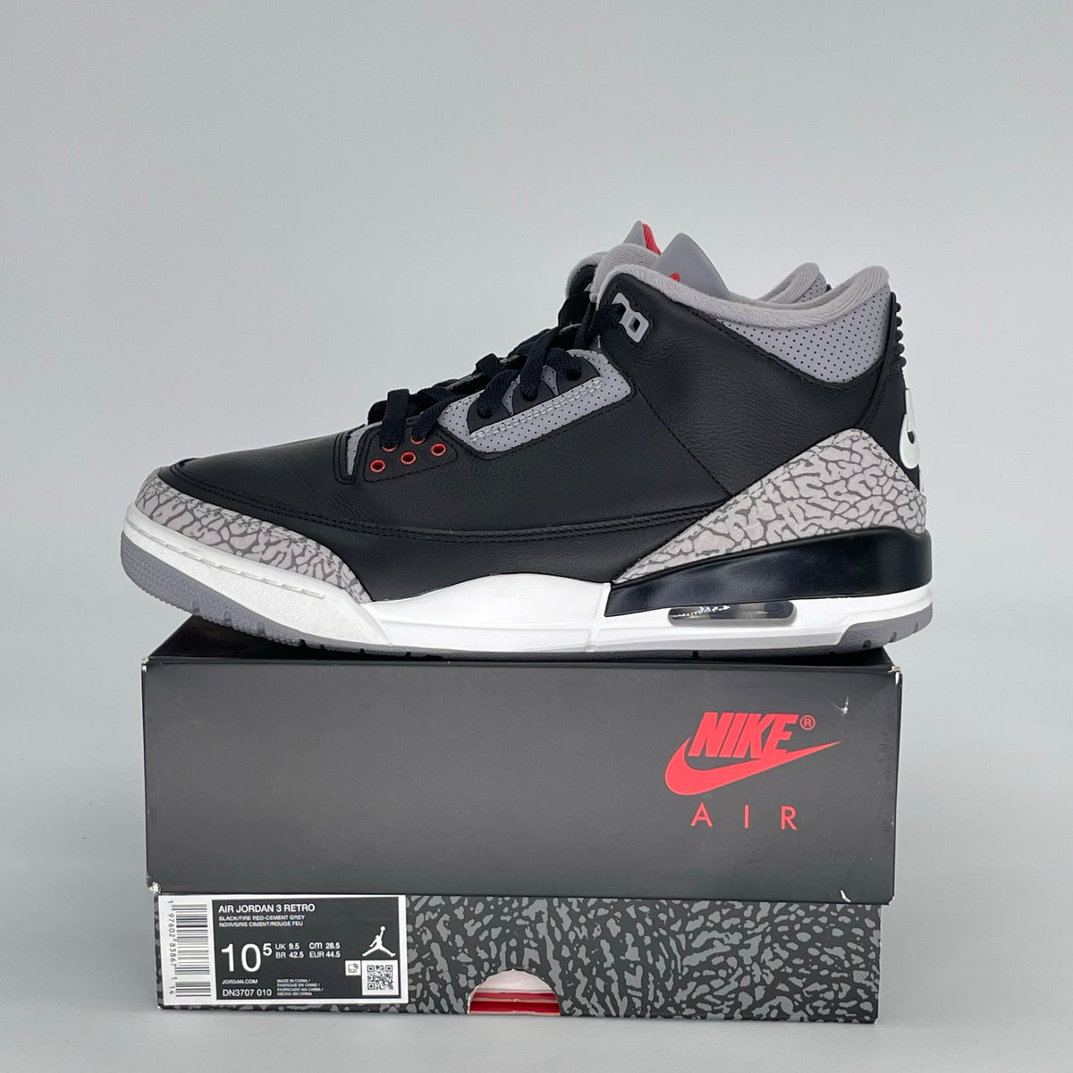 Jordan 3 Retro OG Black Cement (2024)
