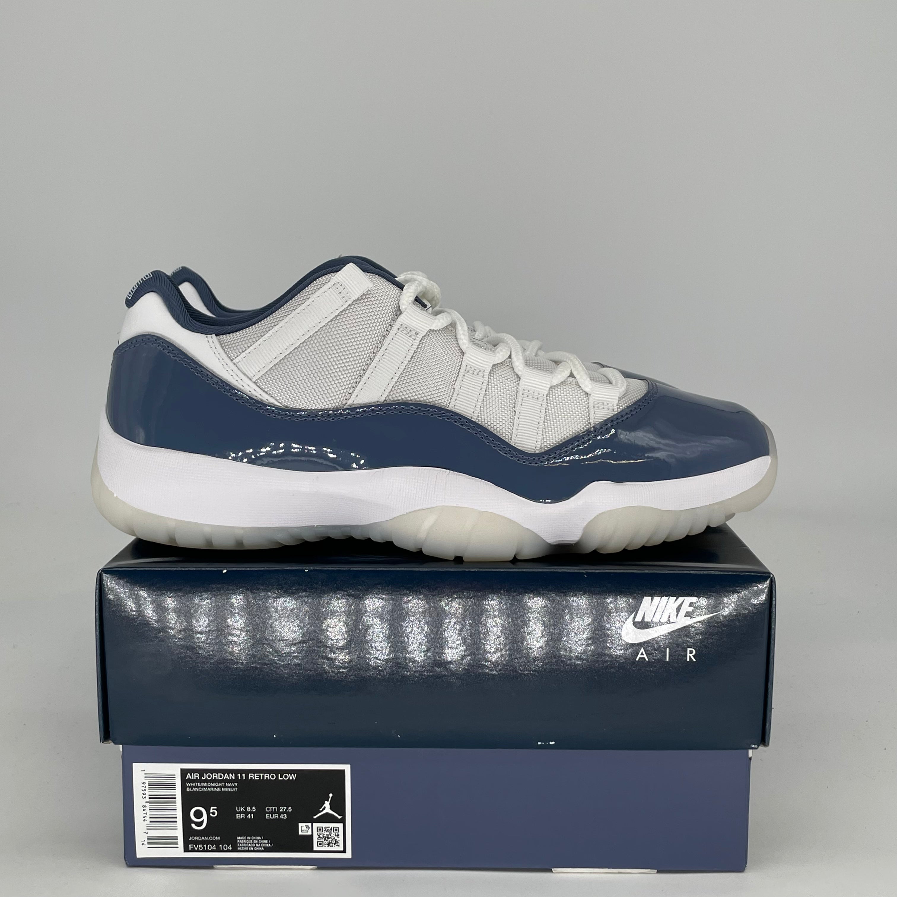 AIR JORDAN 11 LOW DIFFUSED BLUE FV5104-104 SIZE 9.5/11W