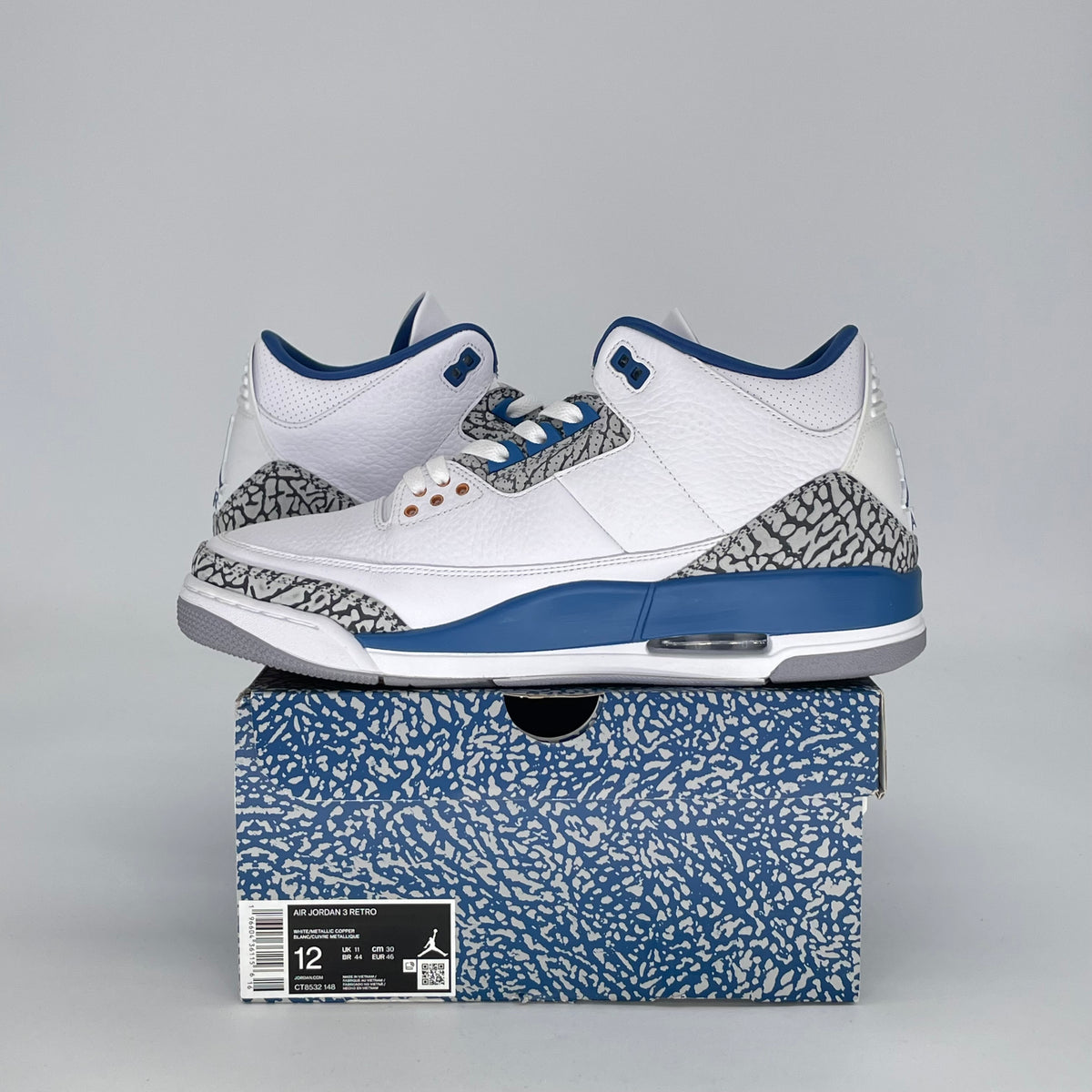 Jordan 3 Retro Wizards