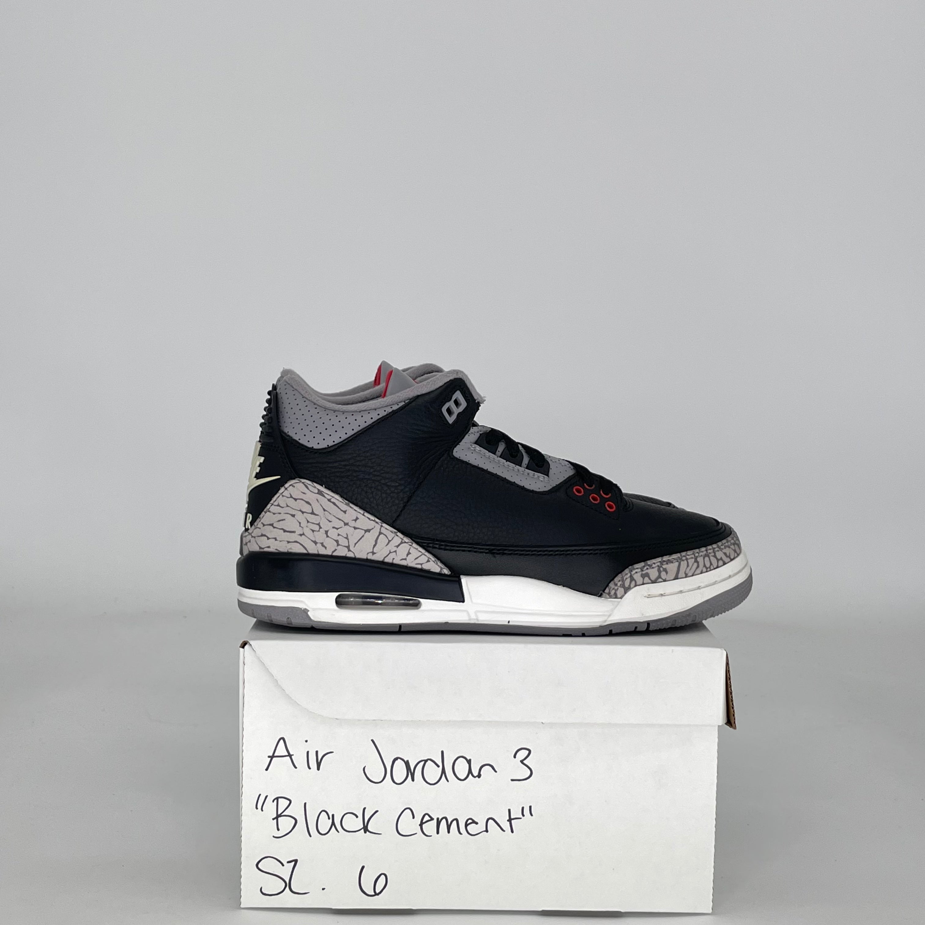 AIR JORDAN 3 BLACK CEMENT DM0967-010 SIZE 6/7.5W GS