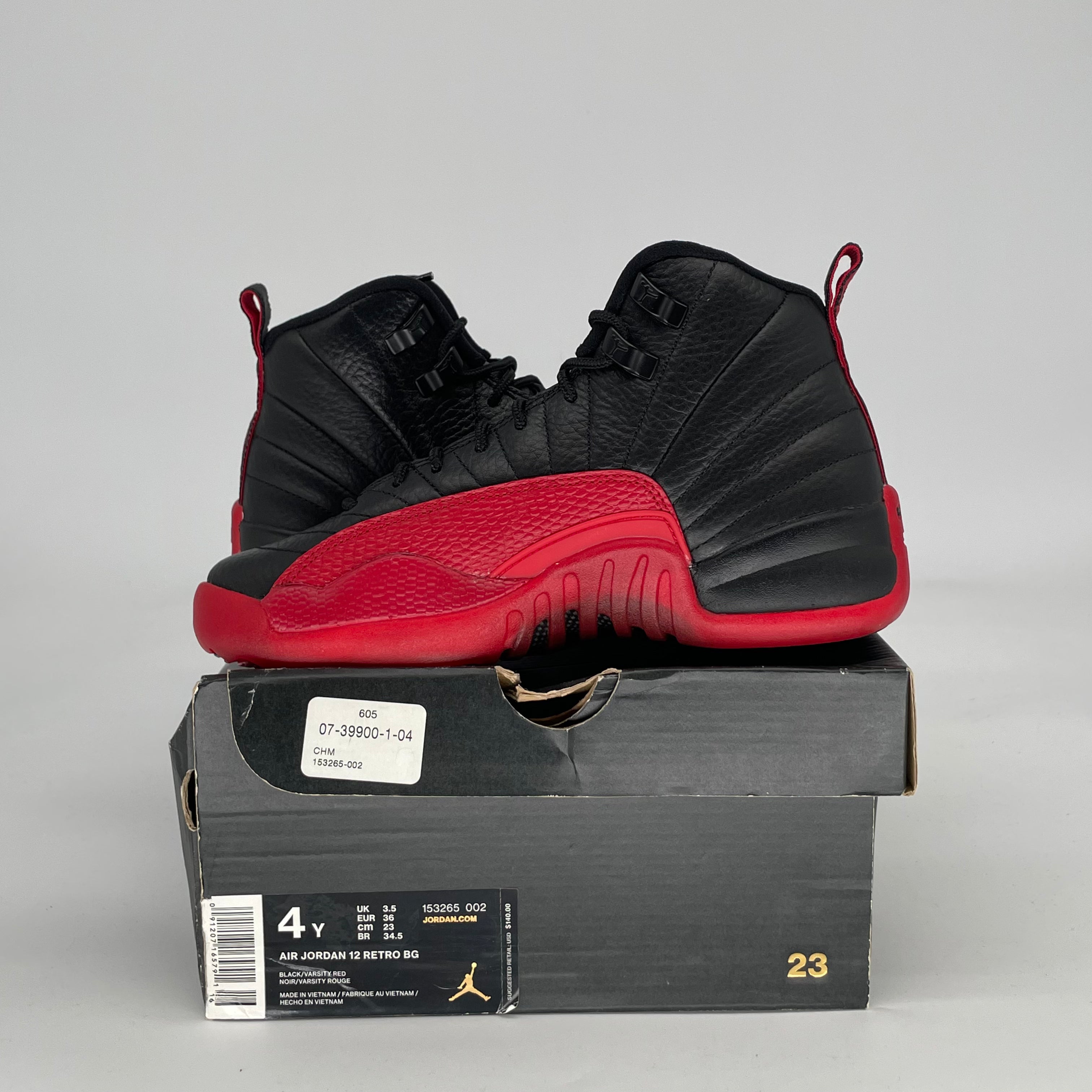 AIR JORDAN 12 FLU GAME 153265-002 SIZE 4/5.5W