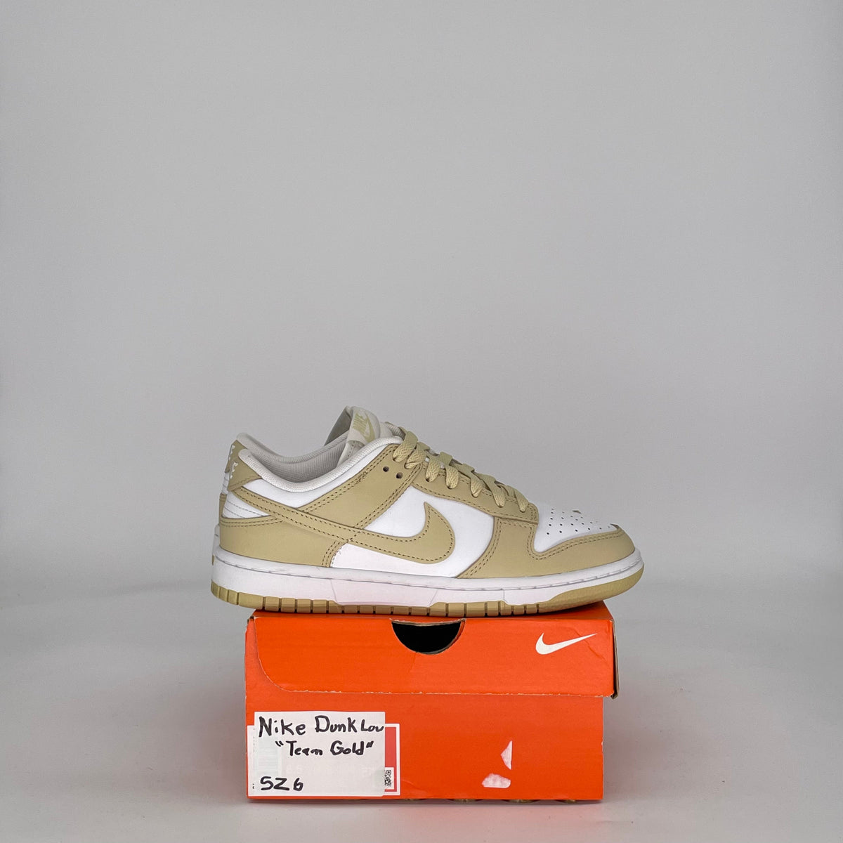 Nike Dunk Low Team Gold