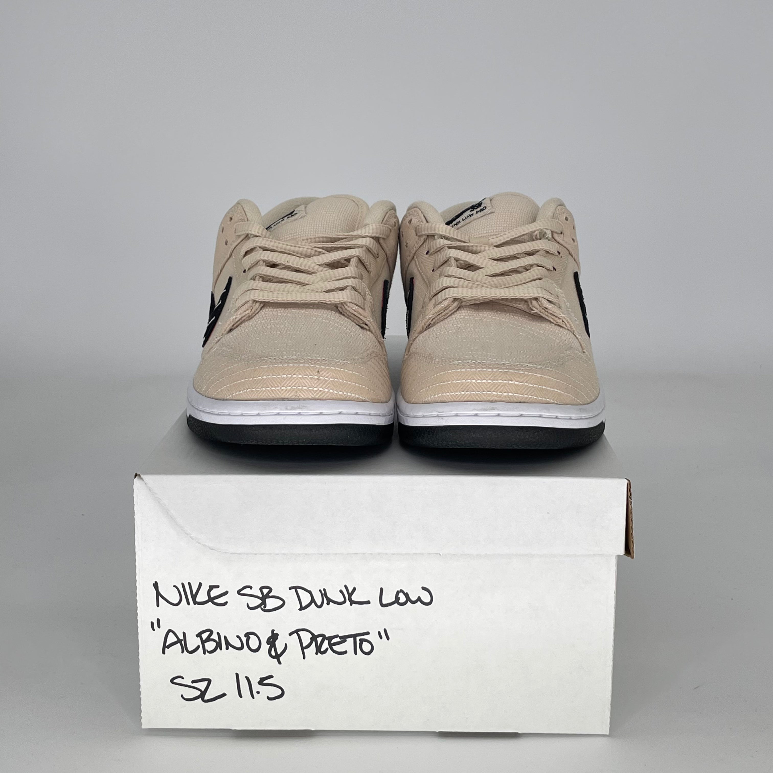 NIKE SB DUNK LOW ALBINO AND PRETO FD2627-200 SIZE 11.5/13W