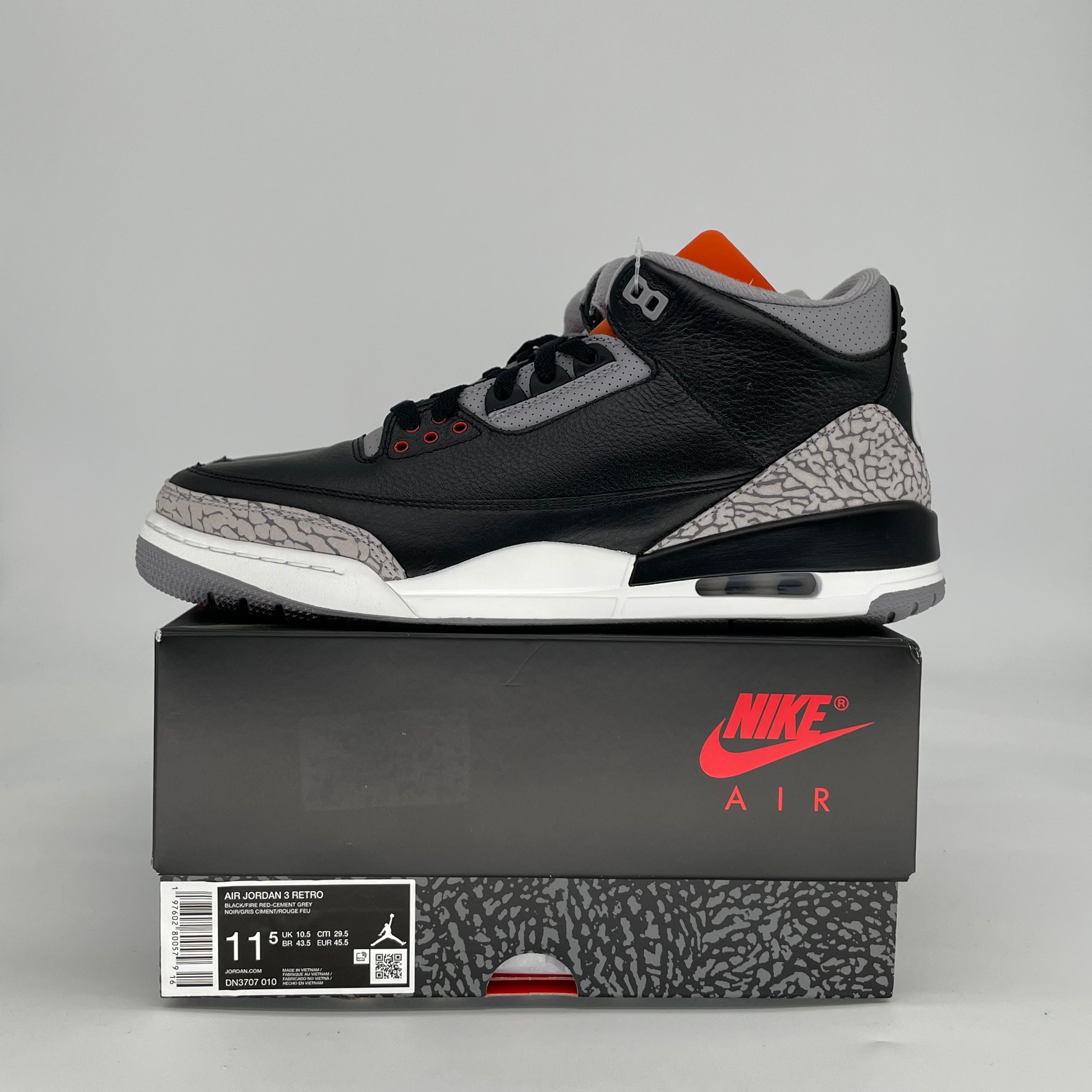 AIR JORDAN 3 BLACK CEMENT 2024 DN3707-010 SIZE 11.5/13W