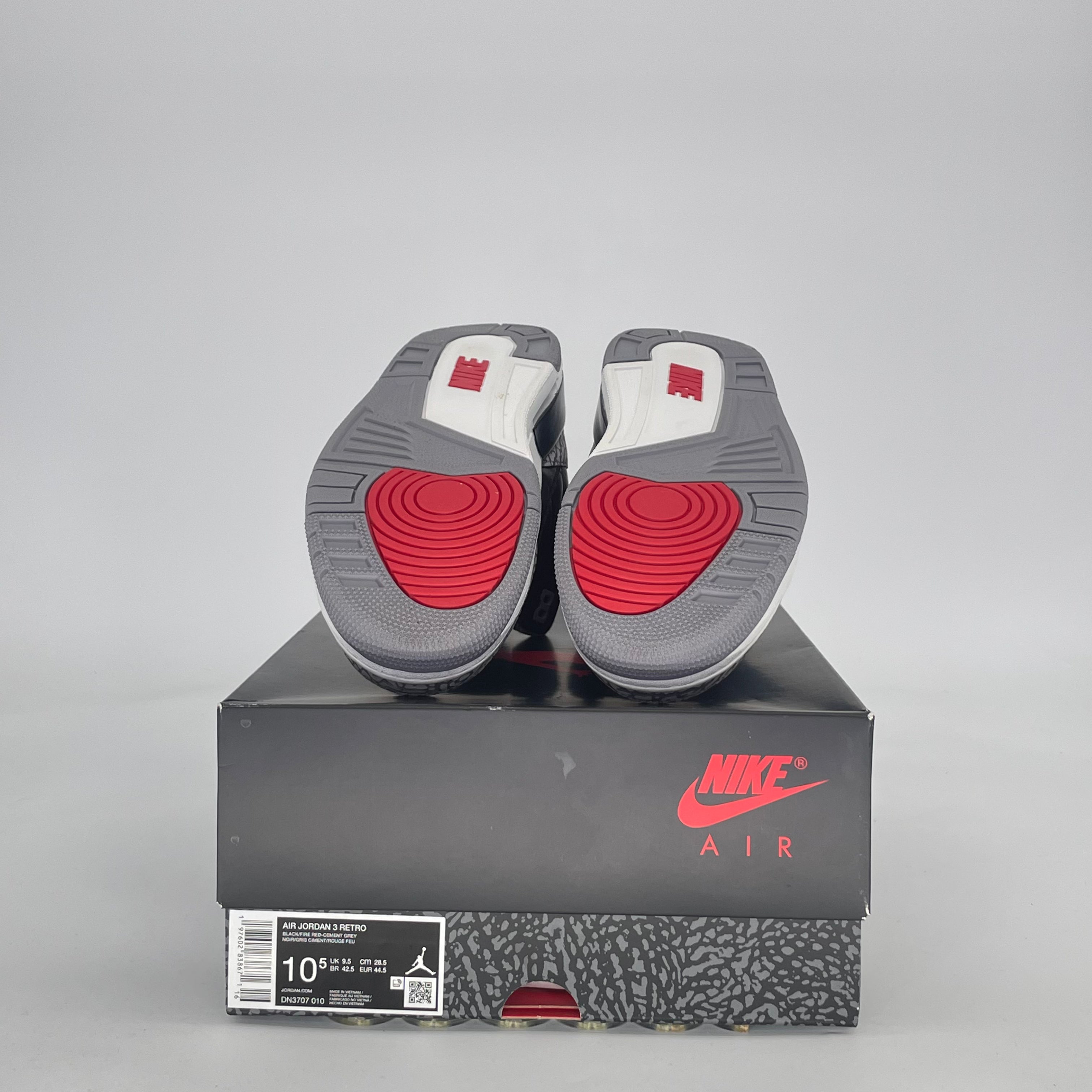 AIR JORDAN 3 BLACK CEMENT (2024) DN3707-010 SIZE 10.5/12W