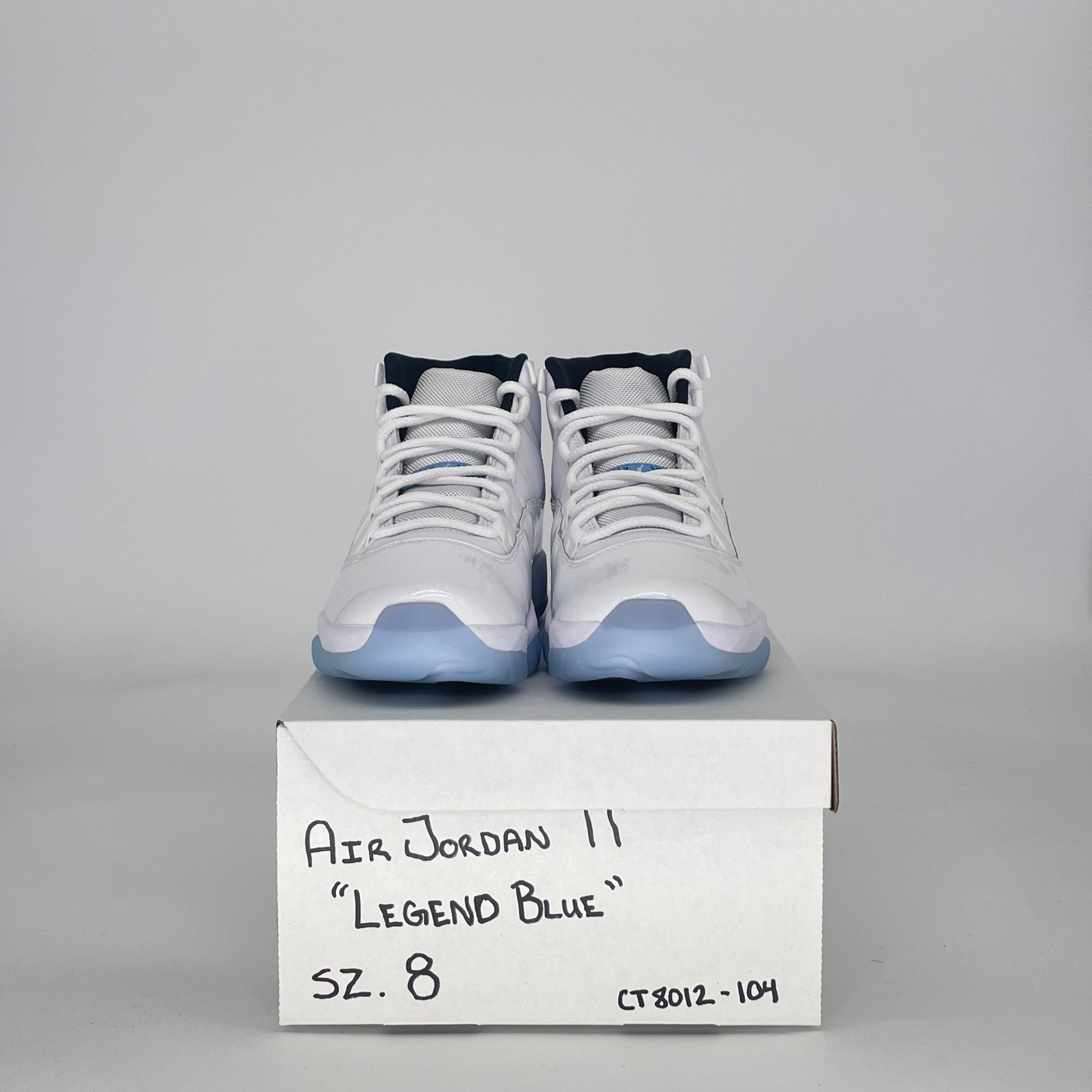 AIR JORDAN 11 LEGEND BLUE CT8012-104 SIZE 8/9.5W