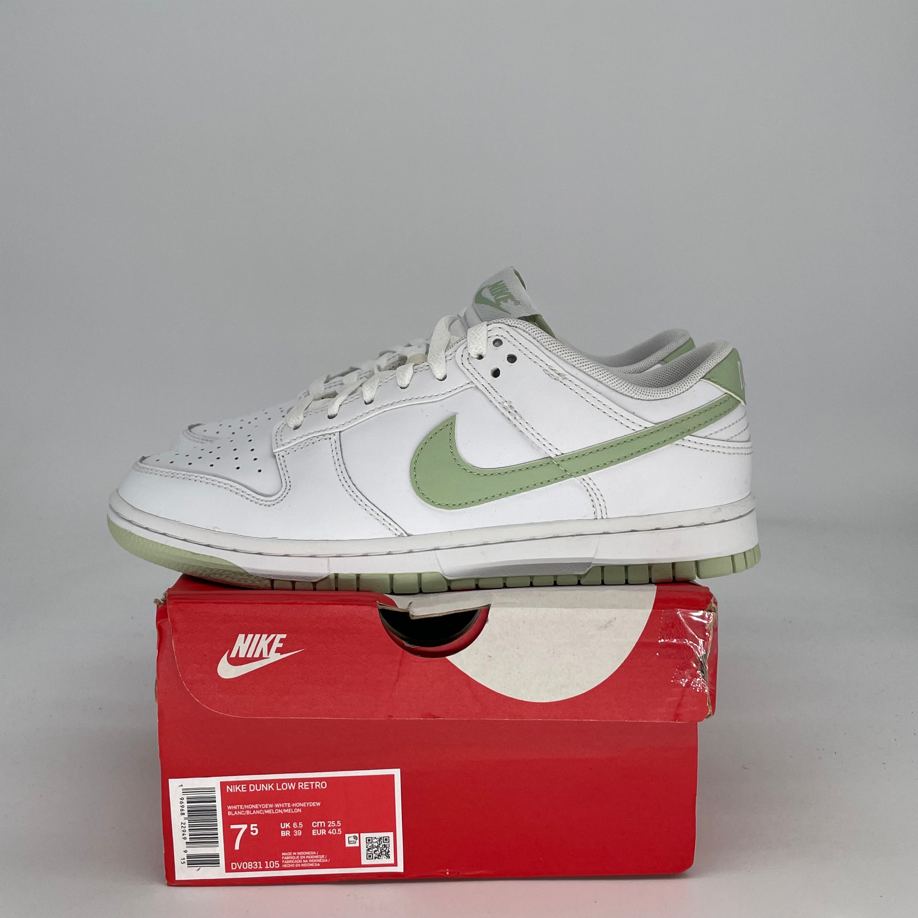 NIKE DUNK LOW HONEYDEW DV0831-105 SIZE 7.5/9W