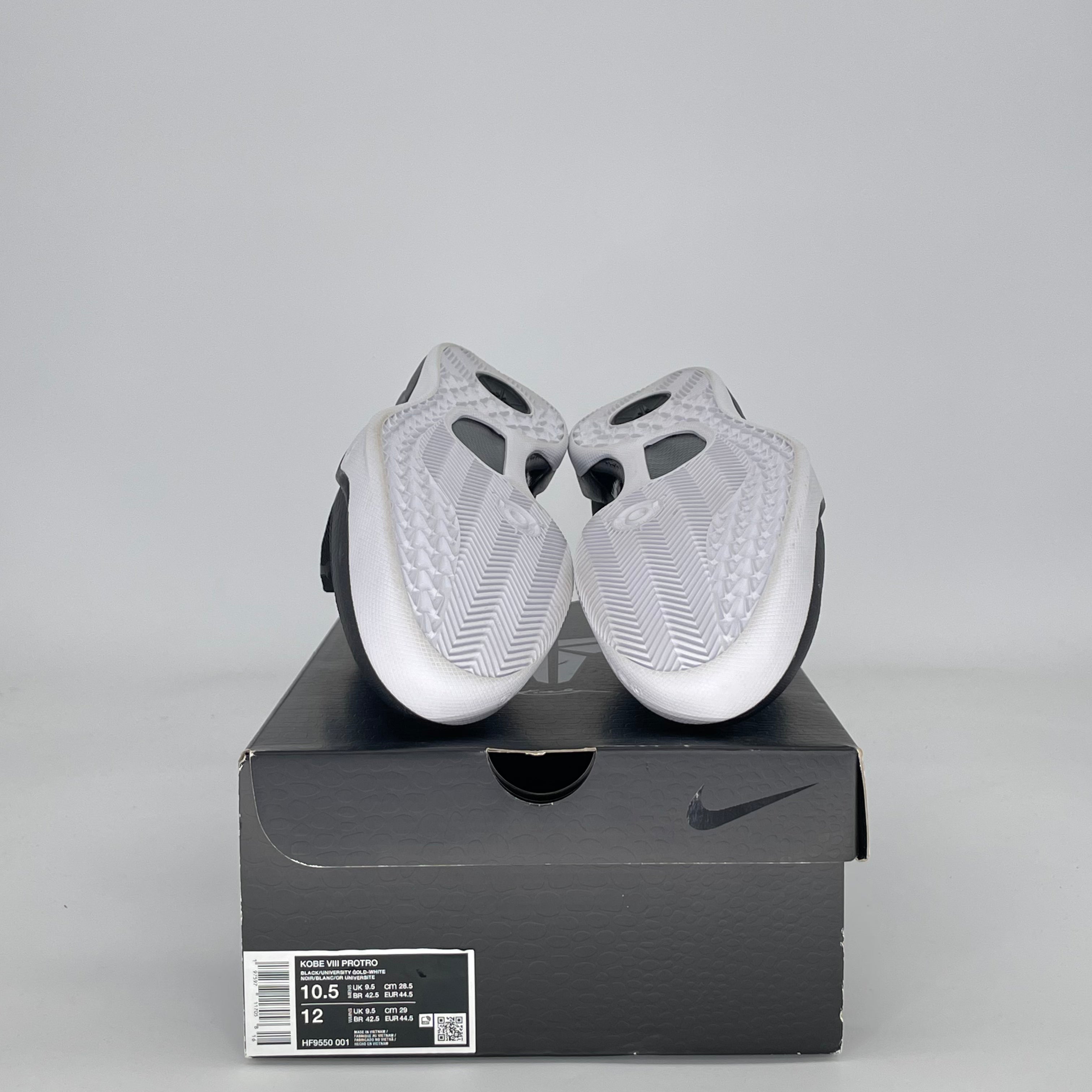 NIKE KOBE 8 PROTRO LAKERS AWAY HF9550-001 SIZE 10.5/12W