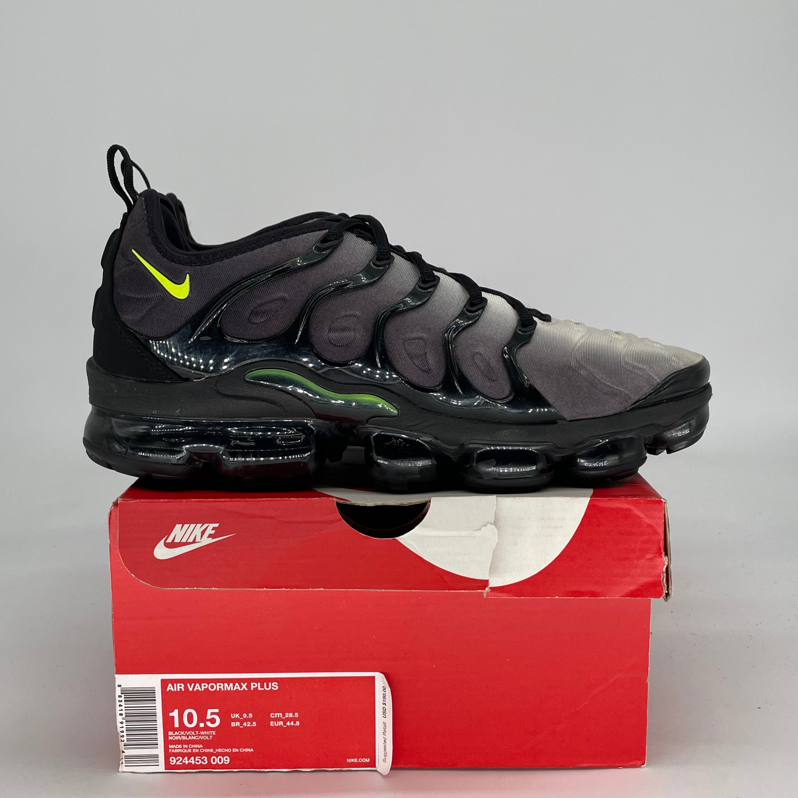 NIKE AIR VAPORMAX PLUS BLACK VOLT 924453-009 SIZE 10.5/12W
