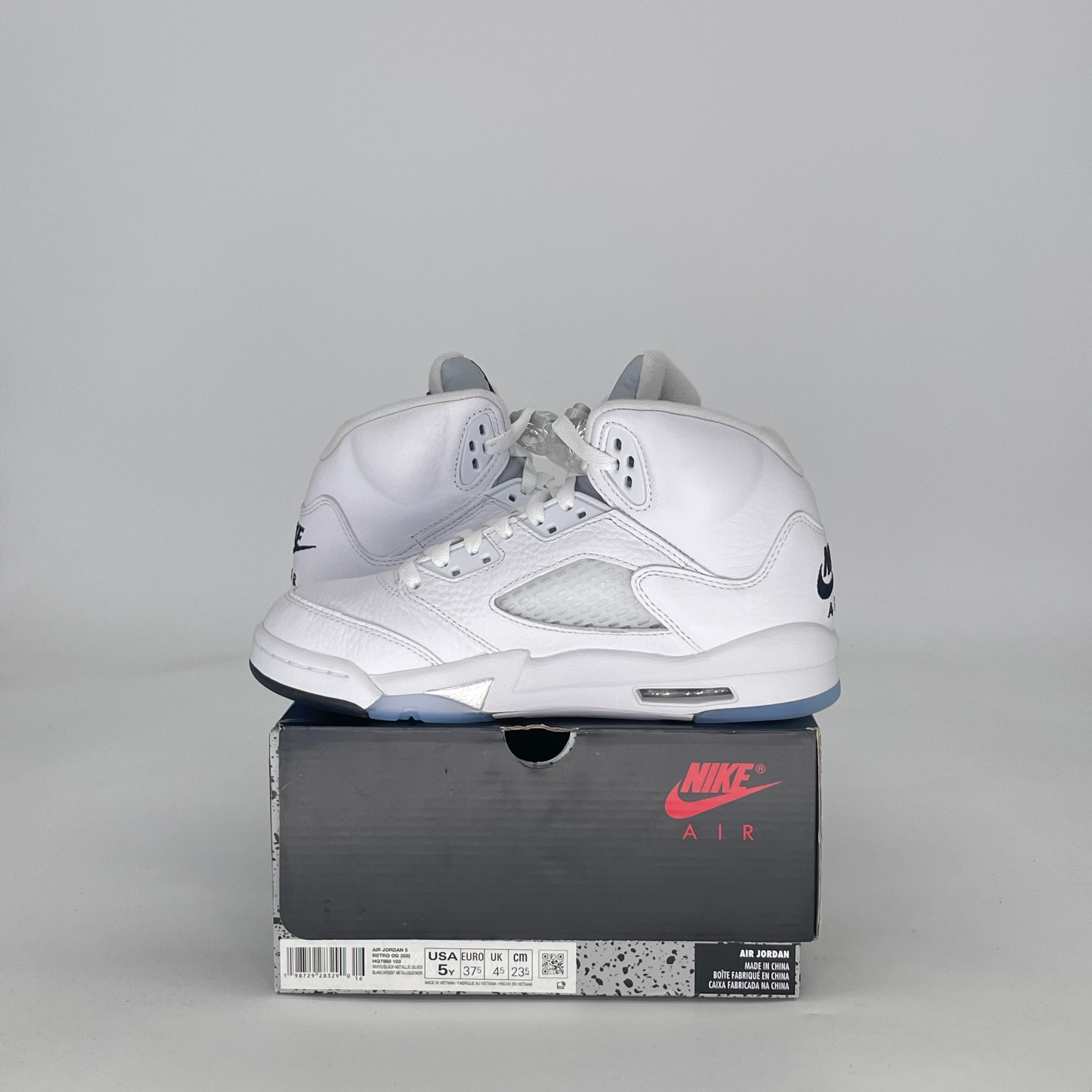 AIR JORDAN 5 WHITE METALLIC HQ7980-103 SIZE 5/6.5W GS