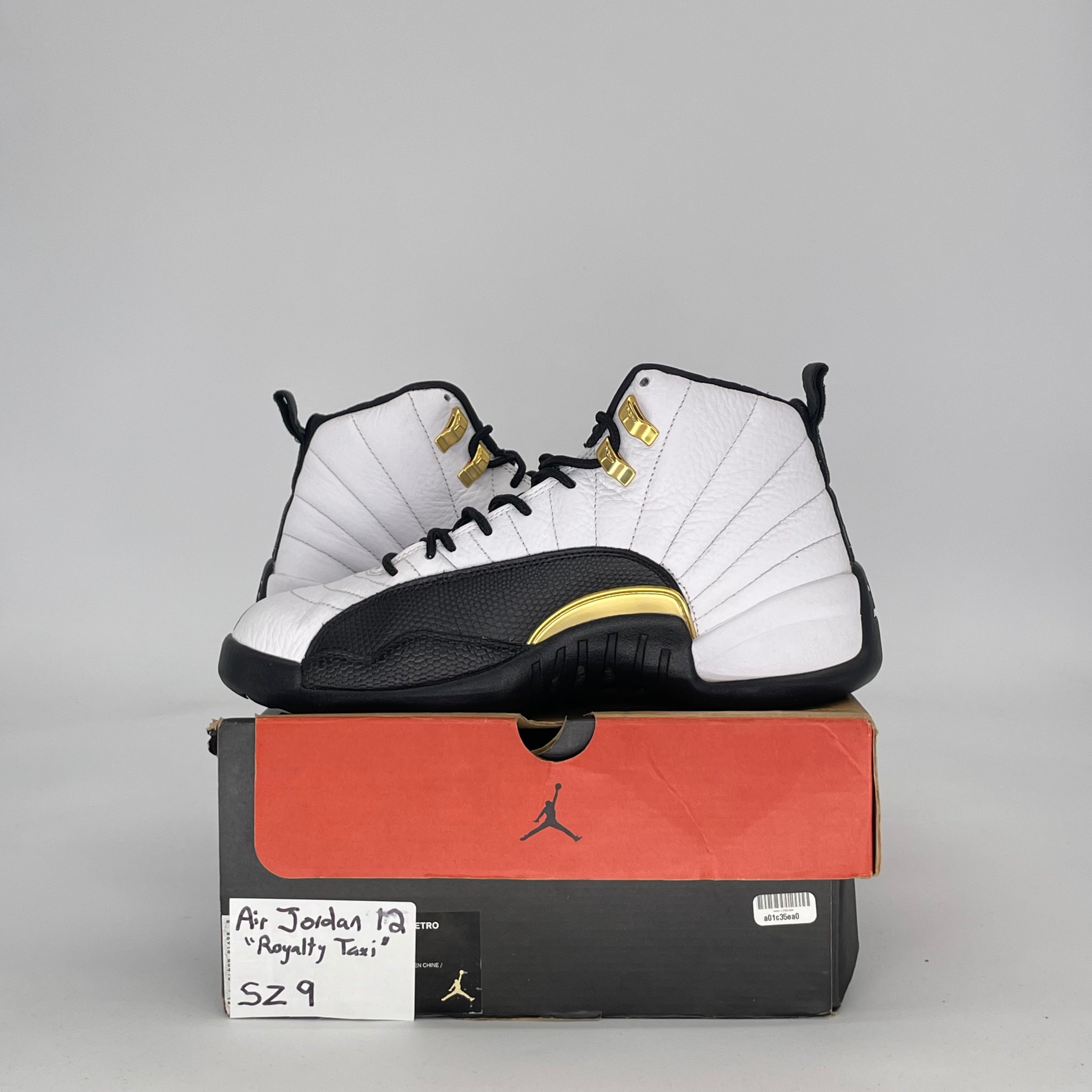 AIR JORDAN 12 ROYALTY TAXI CT8013-170 SIZE 9/10.5W