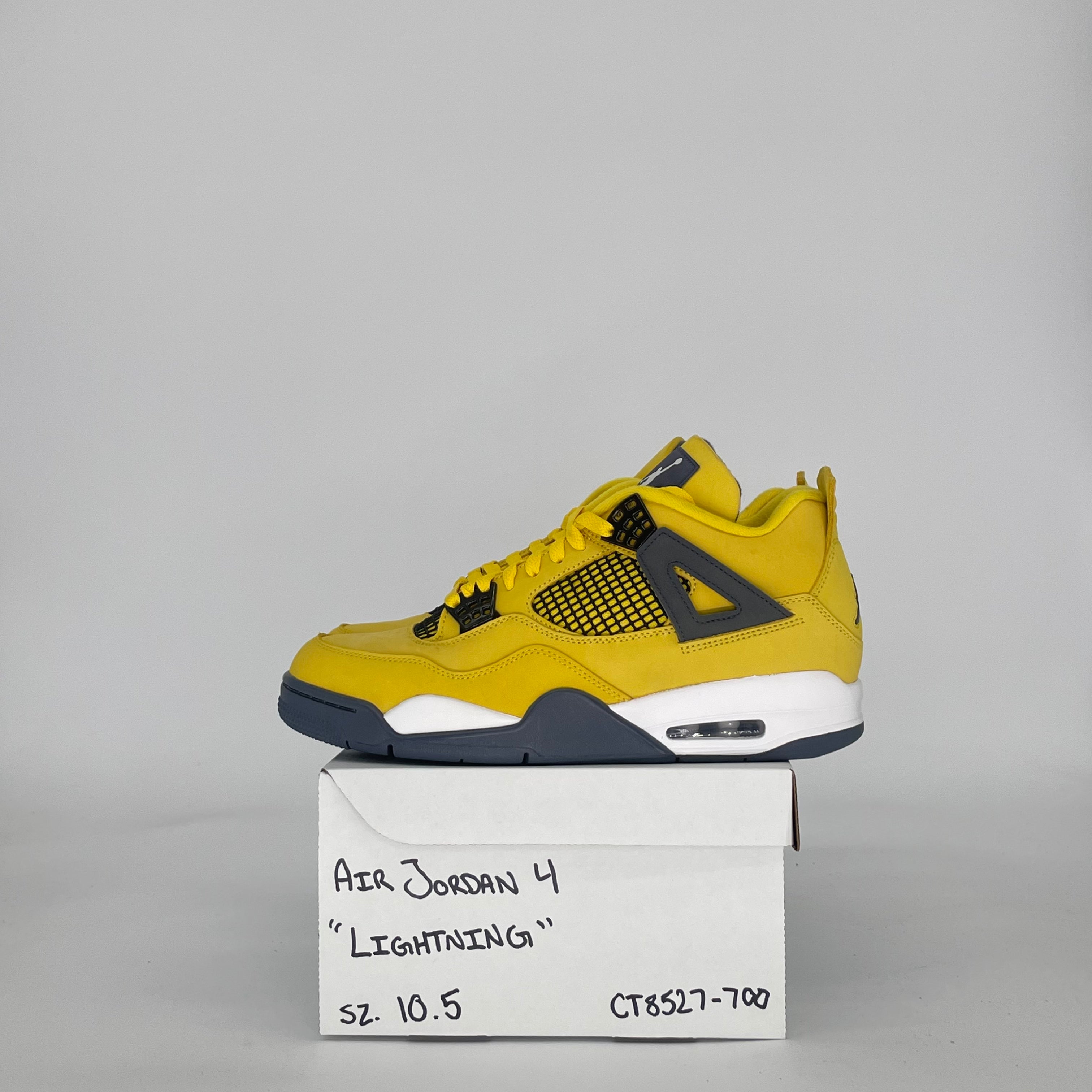 AIR JORDAN 4 LIGHTENING CT8527-700 SIZE 10.5/12W