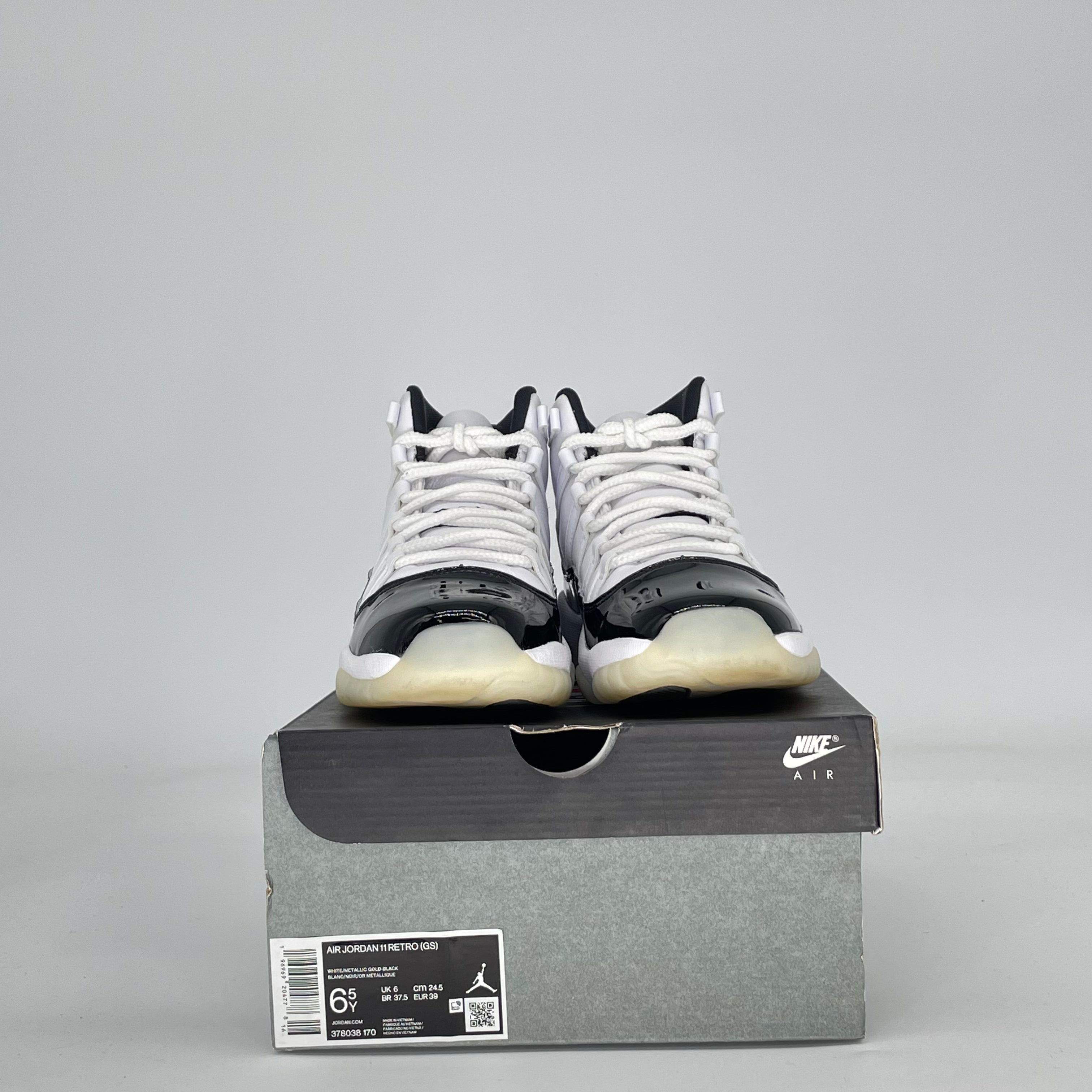 AIR JORDAN 11 DMP GRATITUDE 378038-170 SIZE 6.5/8W GS