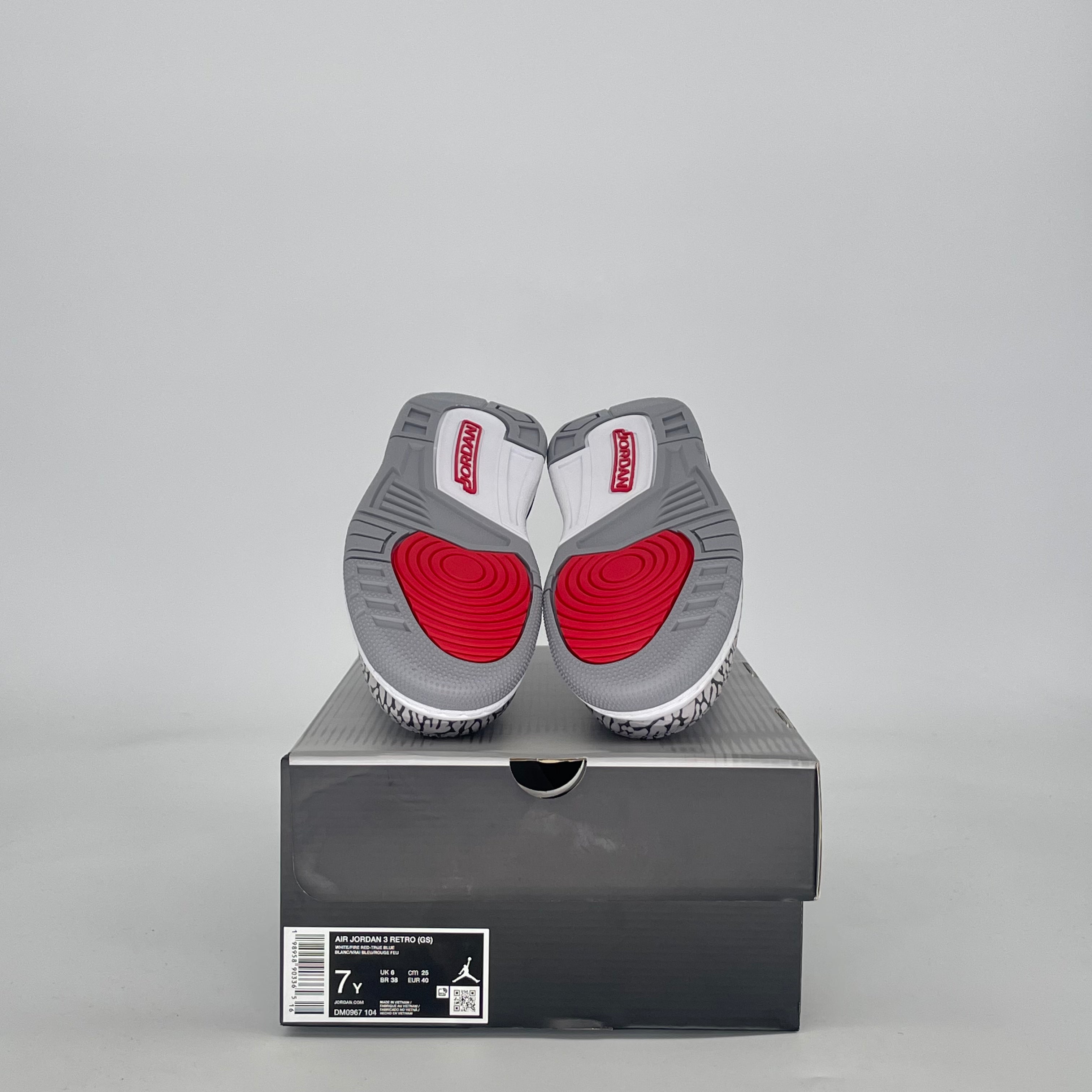 AIR JORDAN 3 TRUE BLUE DM0967-104 SIZE 7/8.5W GS