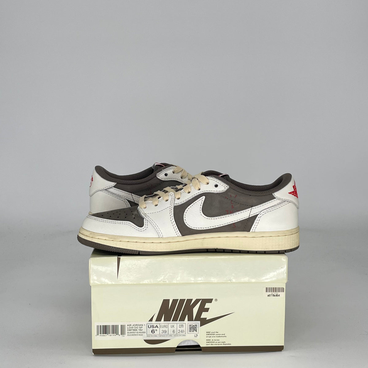 Jordan 1 Retro Low OG SP Travis Scott Reverse Mocha