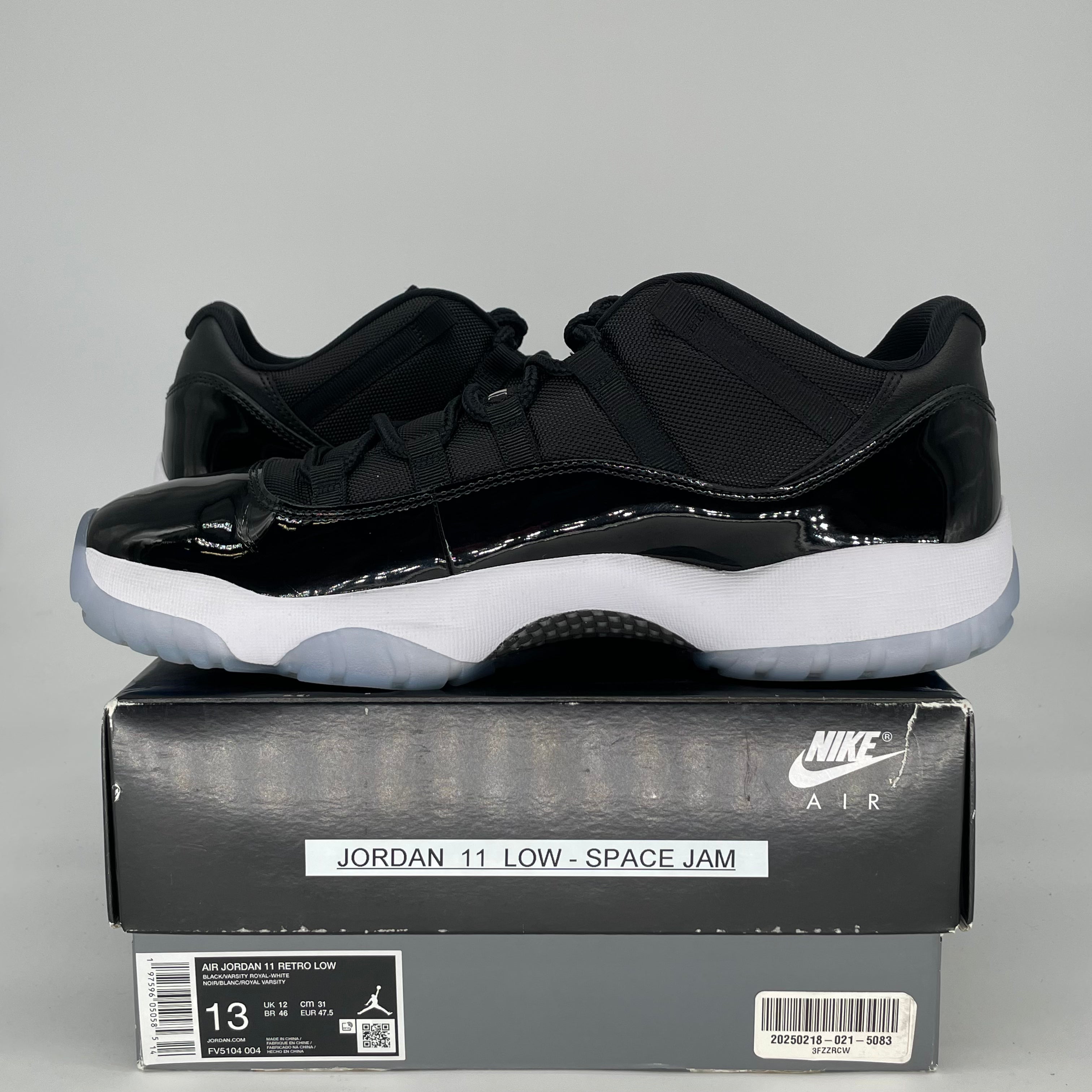 AIR JORDAN 11 LOW SPACE JAM FV5104-004 SIZE 13/14.5W