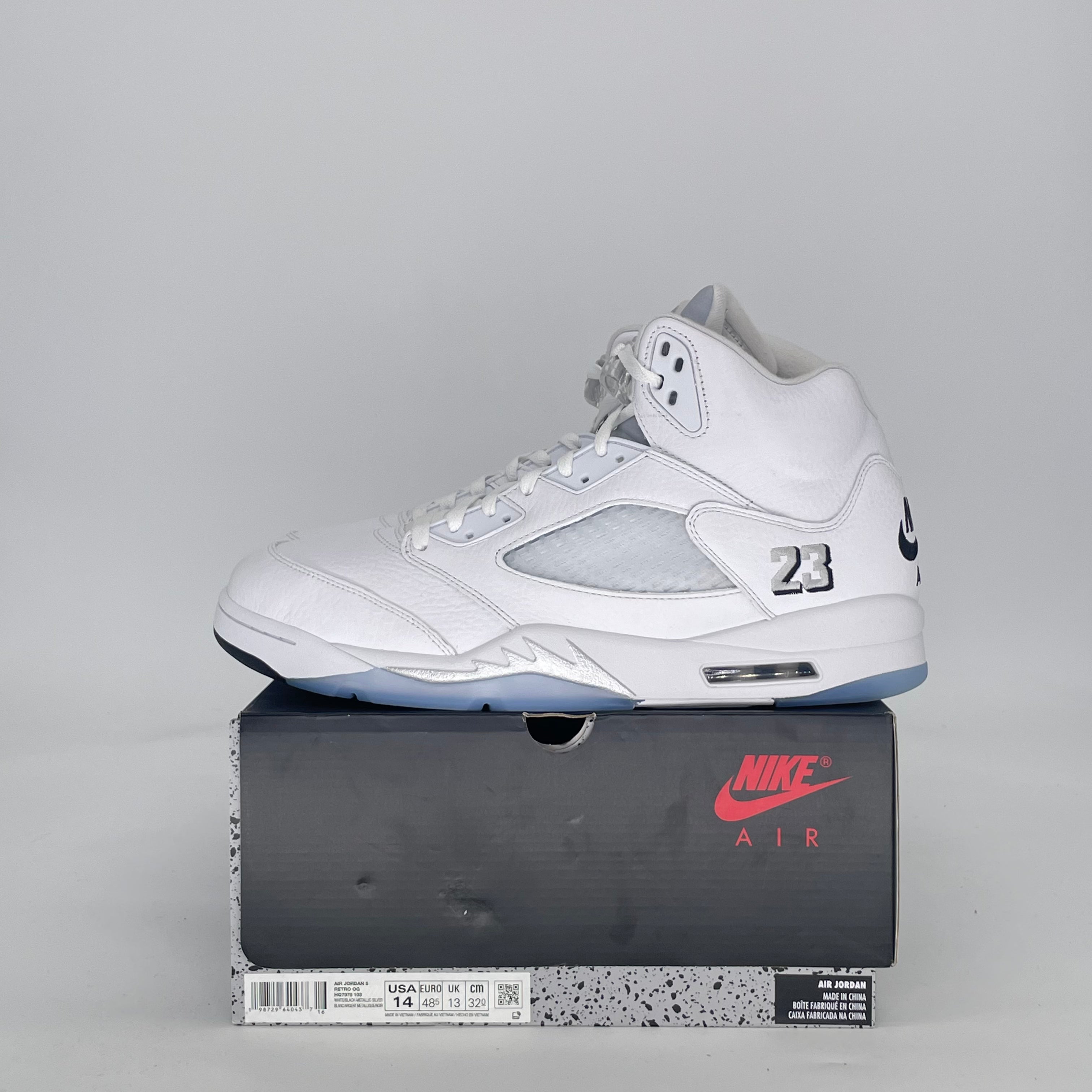 AIR JORDAN 5 WHITE METALLIC HQ7978-103 SIZE 14/15.5W