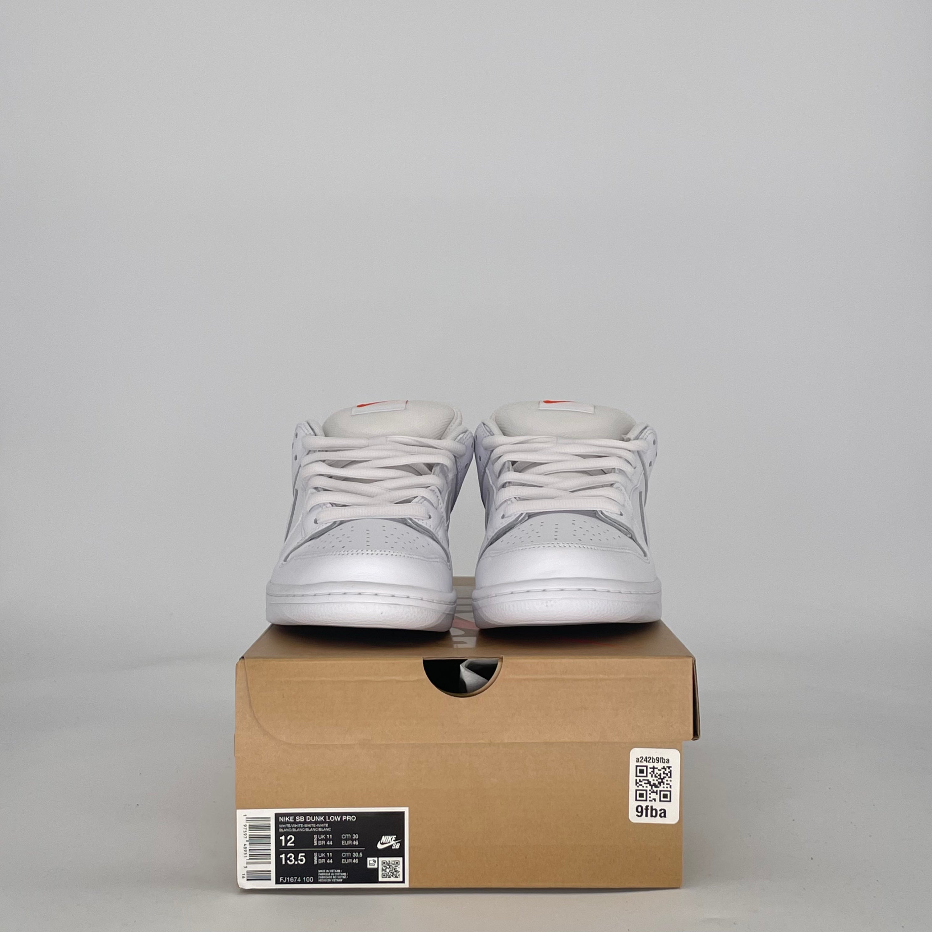 NIKE SB DUNK LOW PRO TRIPLE WHITE FJ1674-100 SIZE 12/13.5W