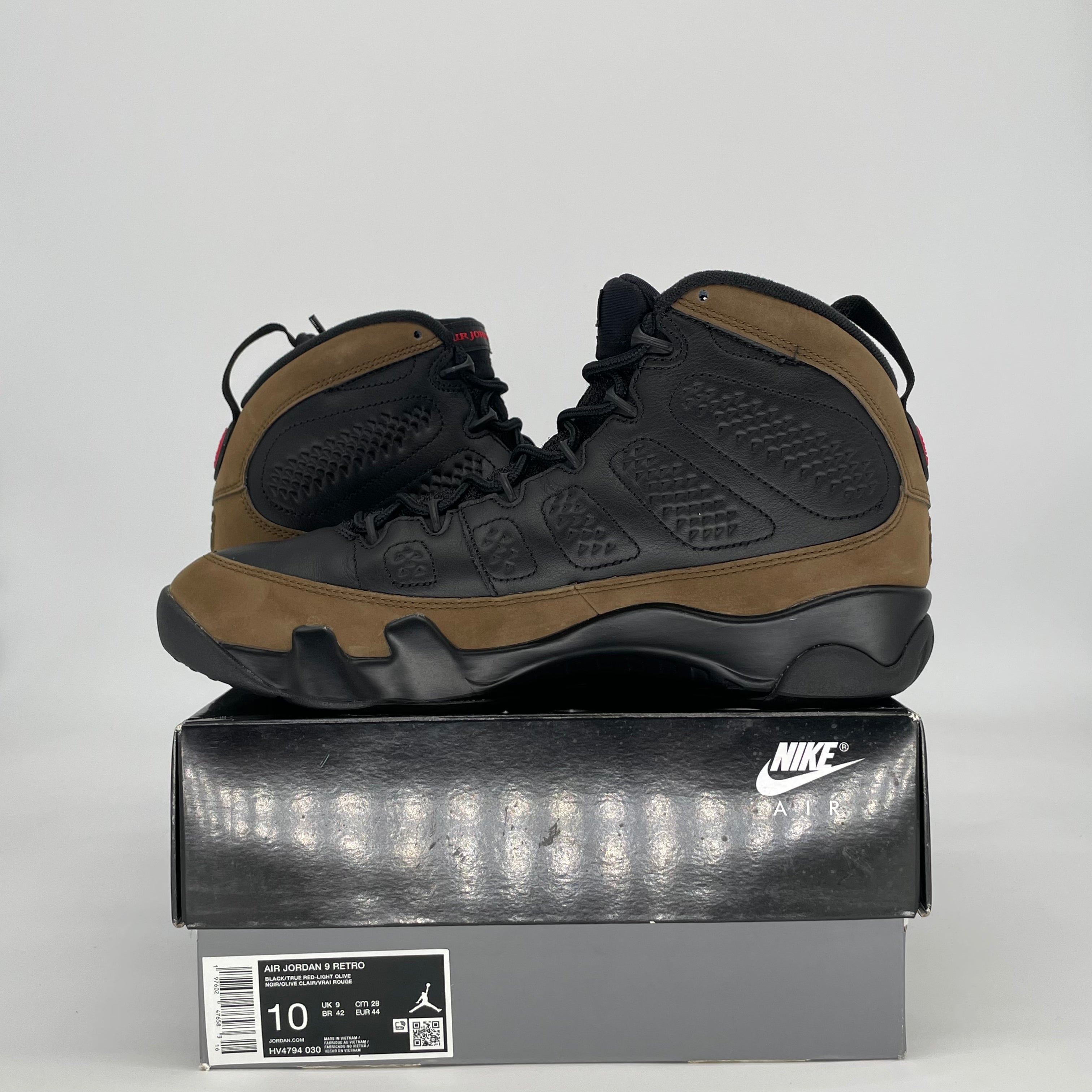 AIR JORDAN 9 OLIVE HV4794-030 SIZE 10/11.5W