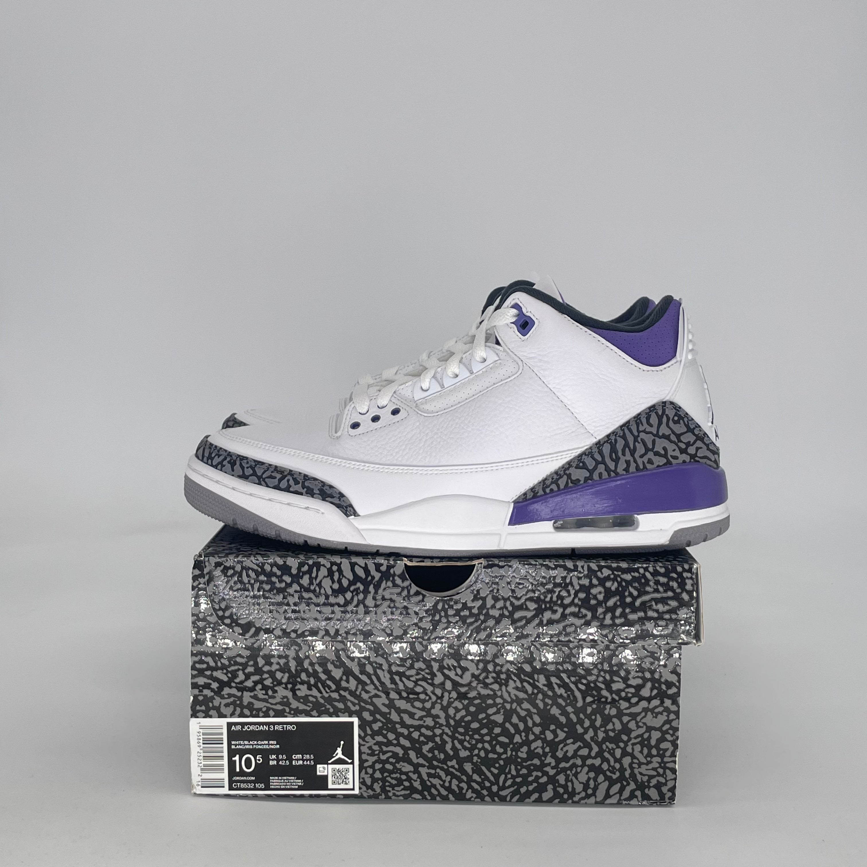 AIR JORDAN 3 DARK IRIS CT8532-105 SIZE 10.5/12W