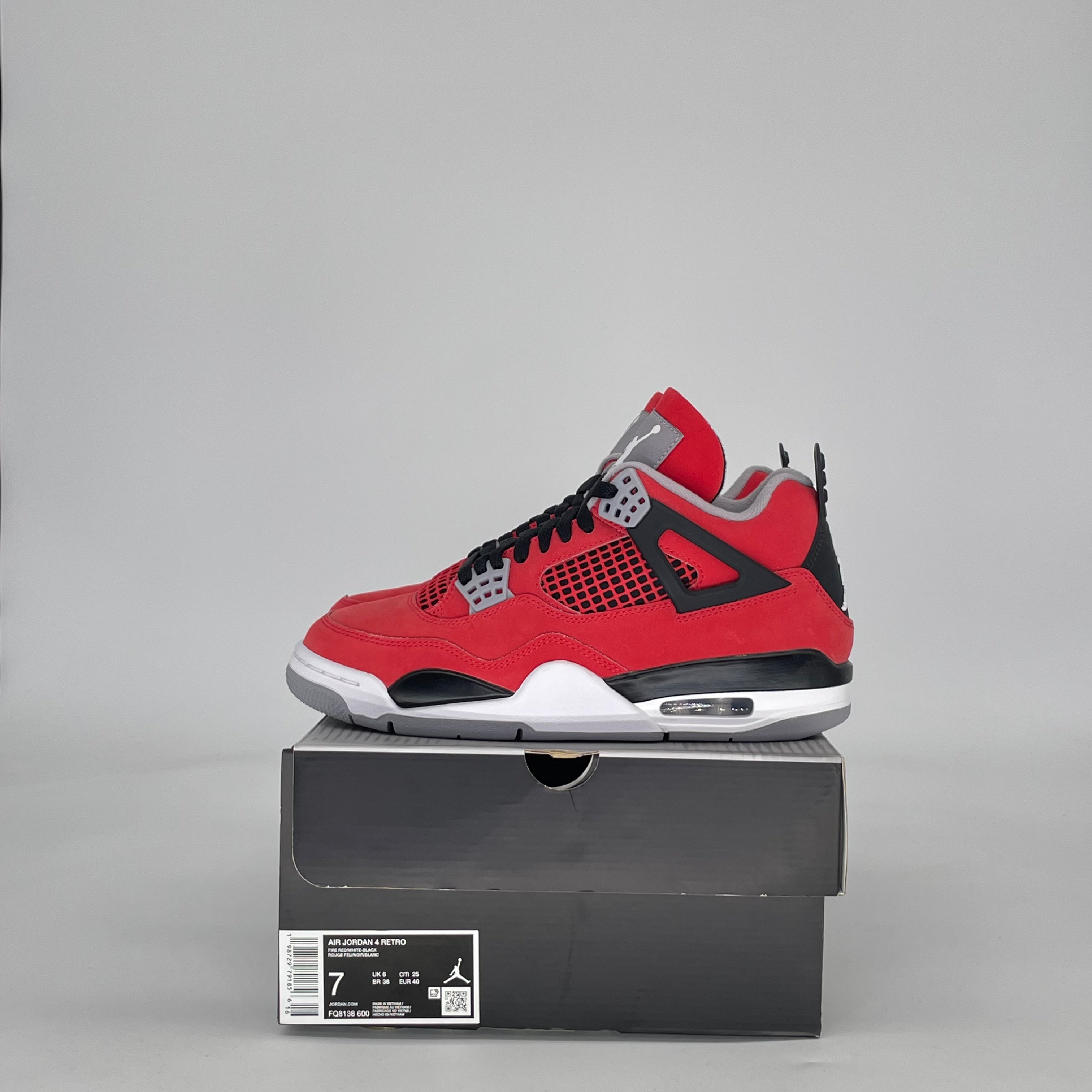AIR JORDAN 4 TORO BRAVO FQ8138-600 SIZE 7/8.5W GS