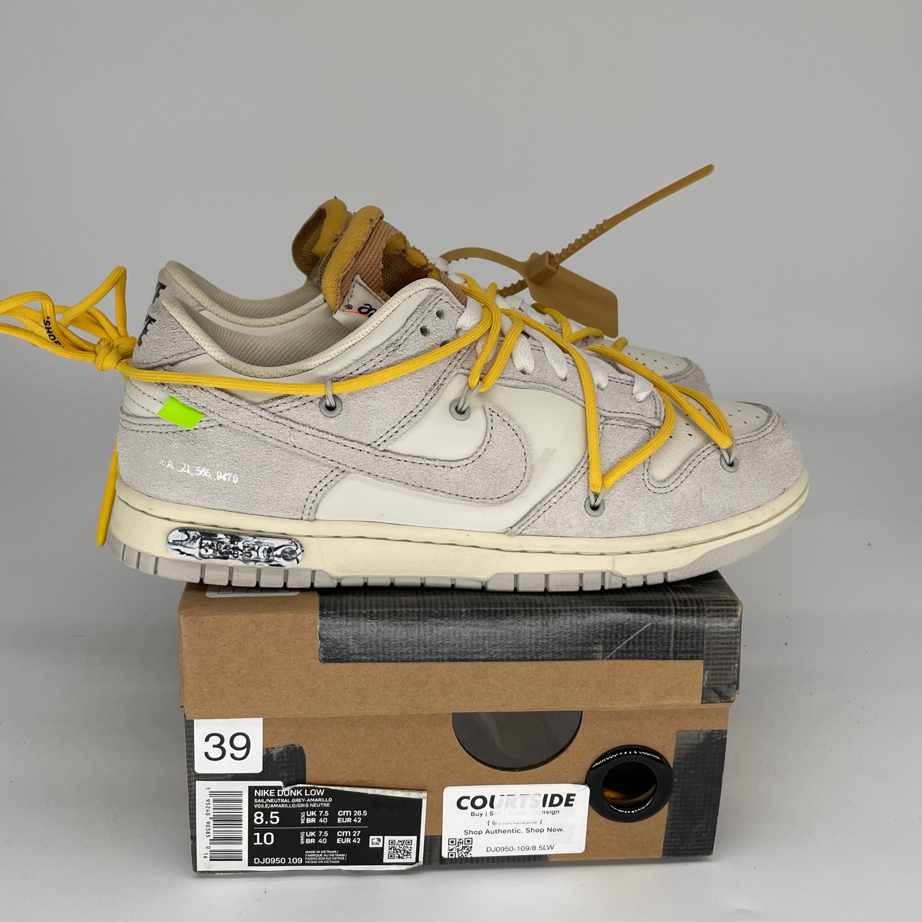 NIKE DUNK LOW OFF WHITE LOT 39 SIZE 8.5 DJ0950-109