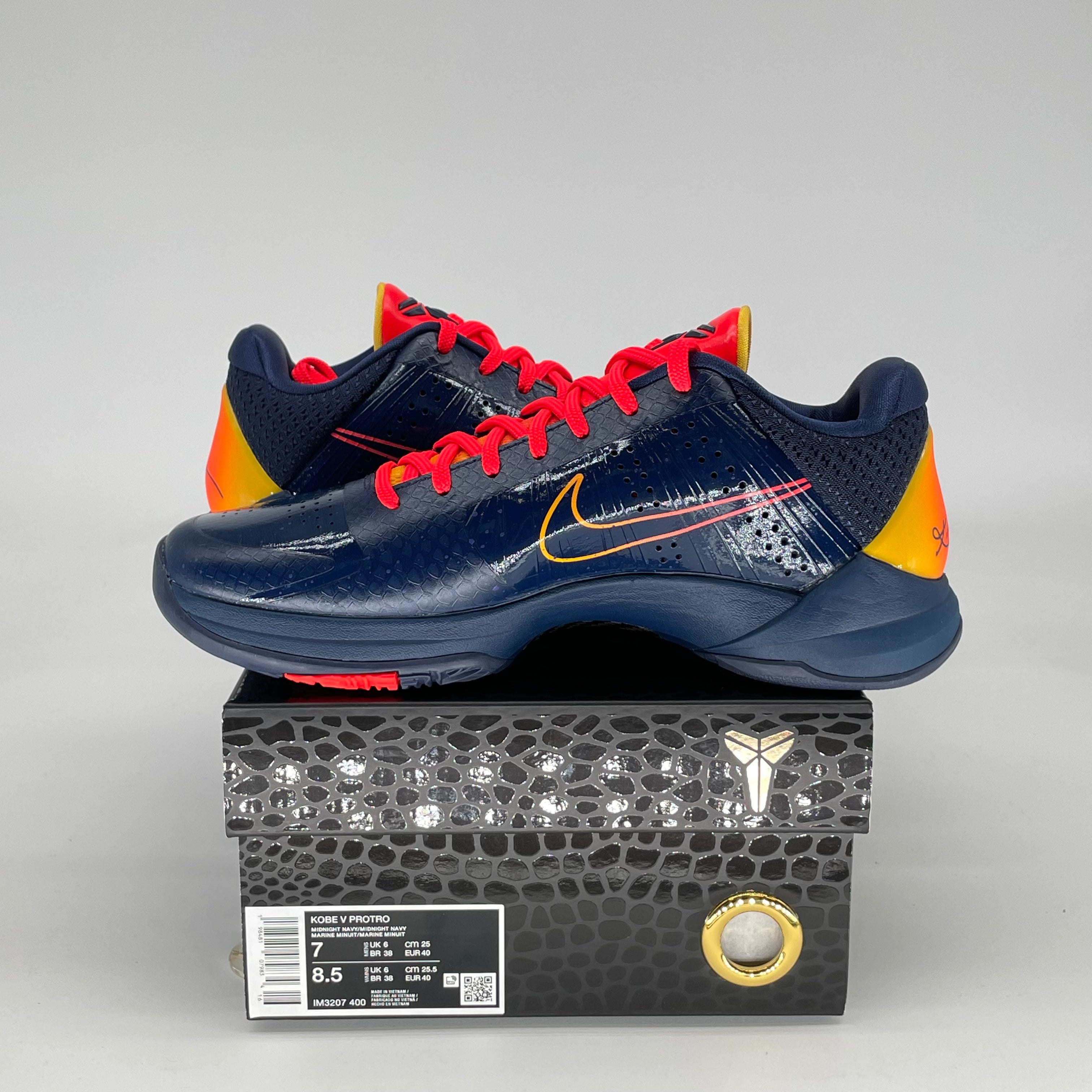 NIKE KOBE 5 PROTRO CAITLIN CLARK INDIANA FEVER IM3207-400 SIZE 7/8.5W