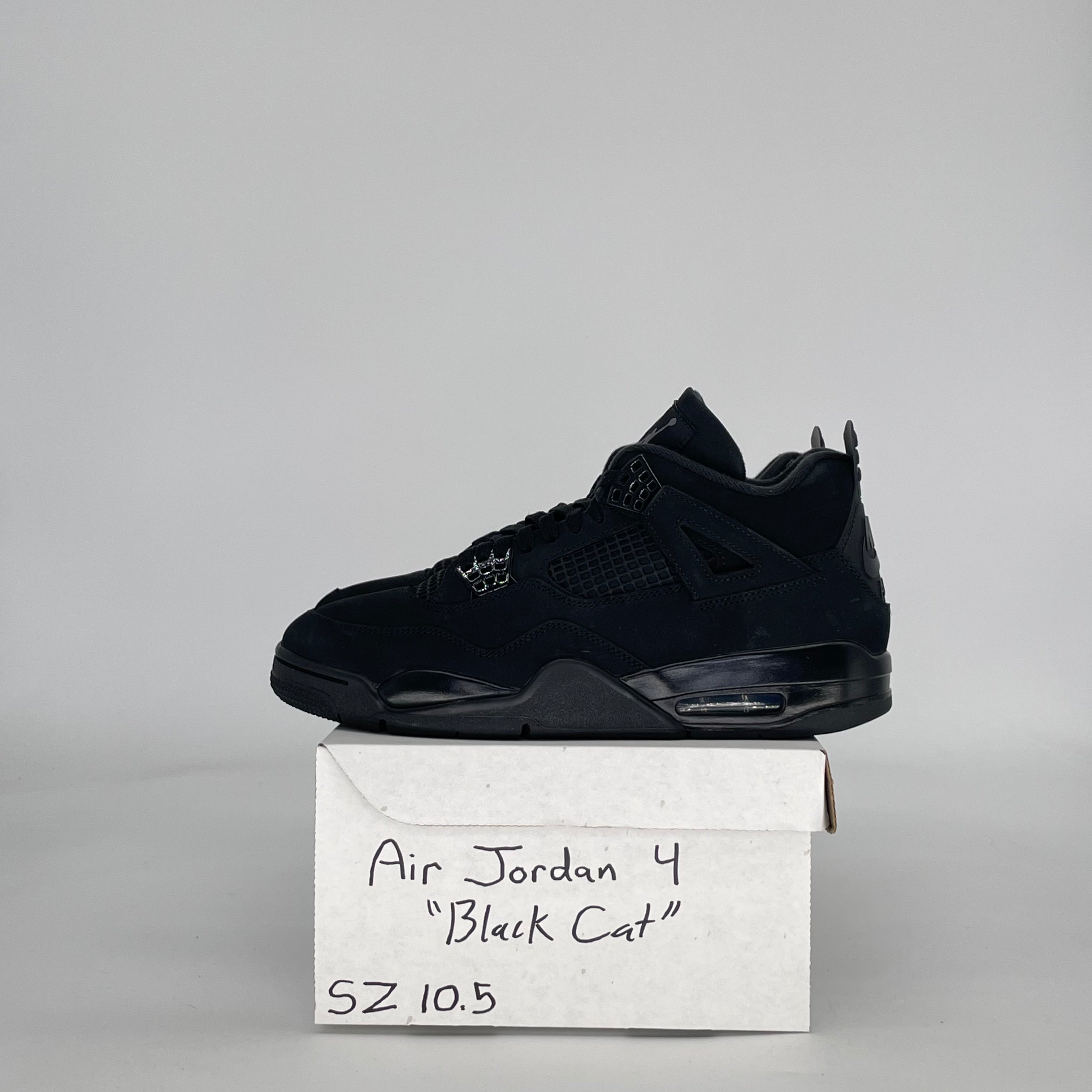 AIR JORDAN 4 BLACK CAT FV5029-010 SIZE 10.5/12W