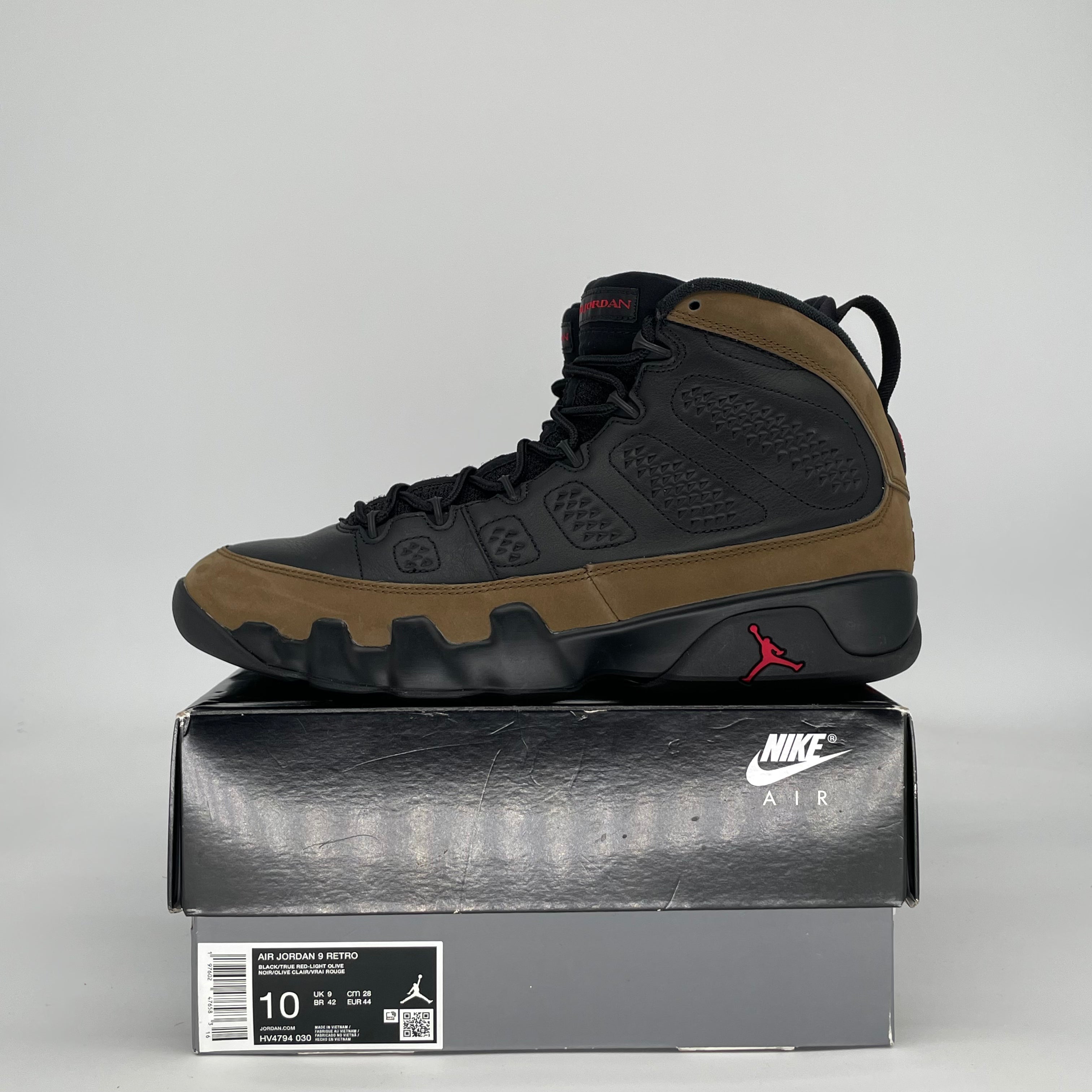 AIR JORDAN 9 OLIVE HV4794-030 SIZE 10/11.5W