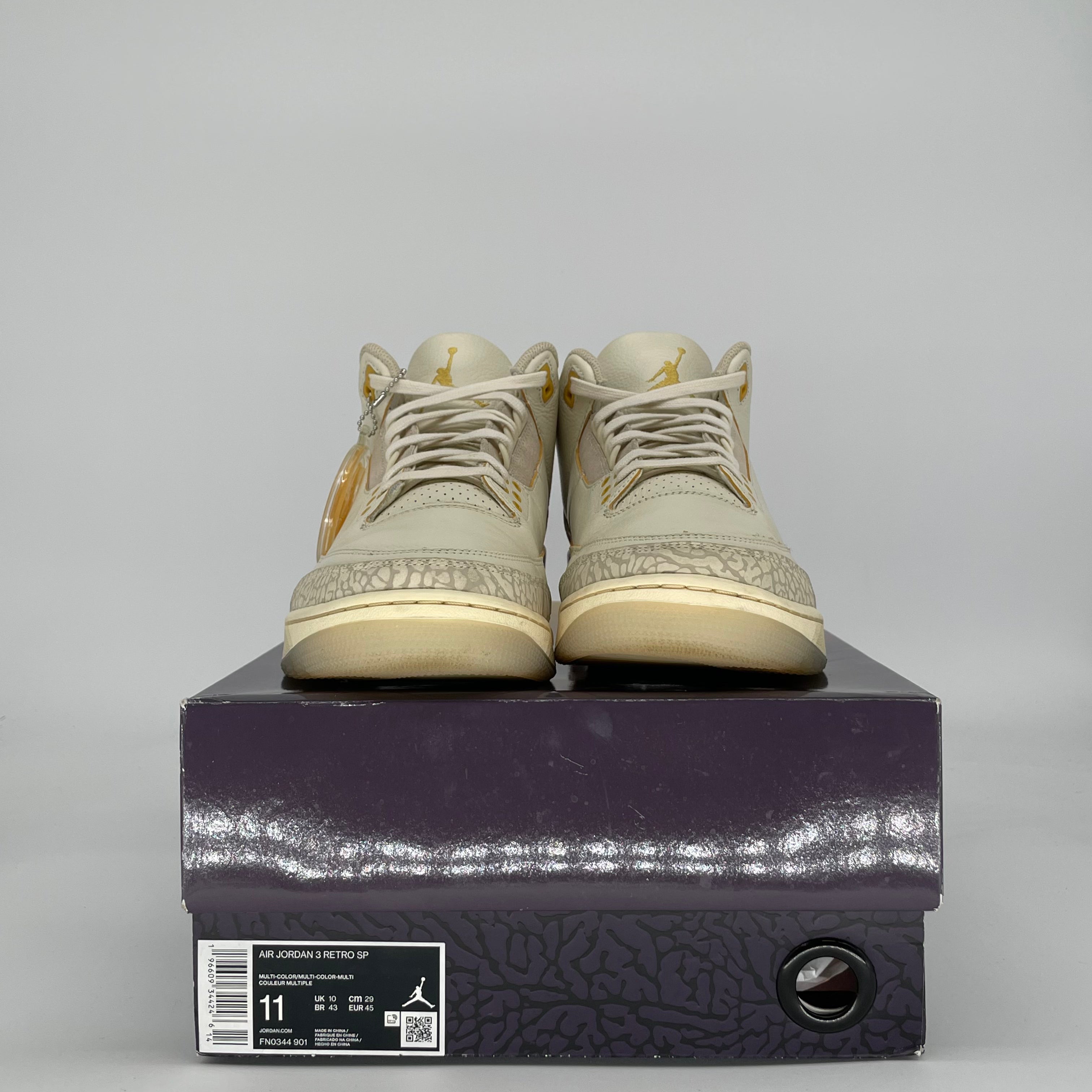 AIR JORDAN 3 J BALVIN MEDELLIN SUNSET FN0344-901 SIZE 11/12.5W