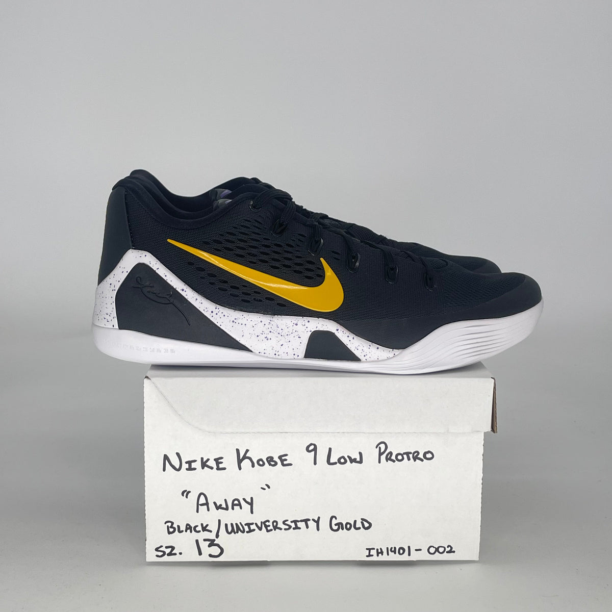 Nike Kobe 9 EM Low Protro TB Black University Gold