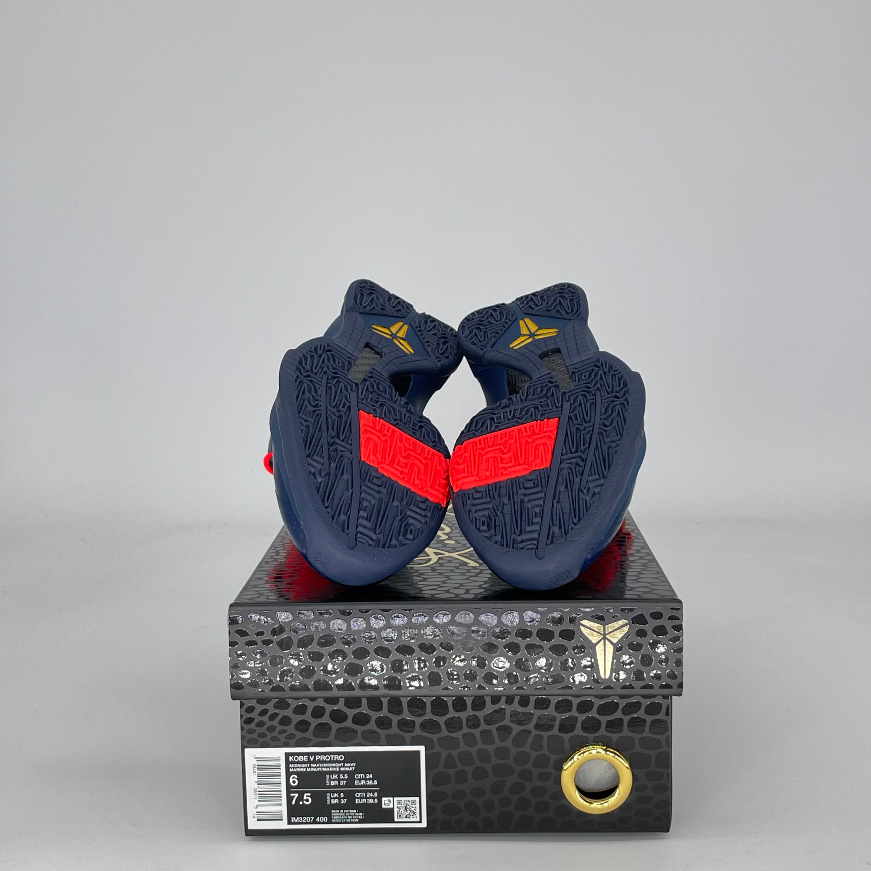 NIKE KOBE 5 PROTRO CAITLIN CLARK INDIANA FEVER IM3207-400 SIZE 6/7.5W