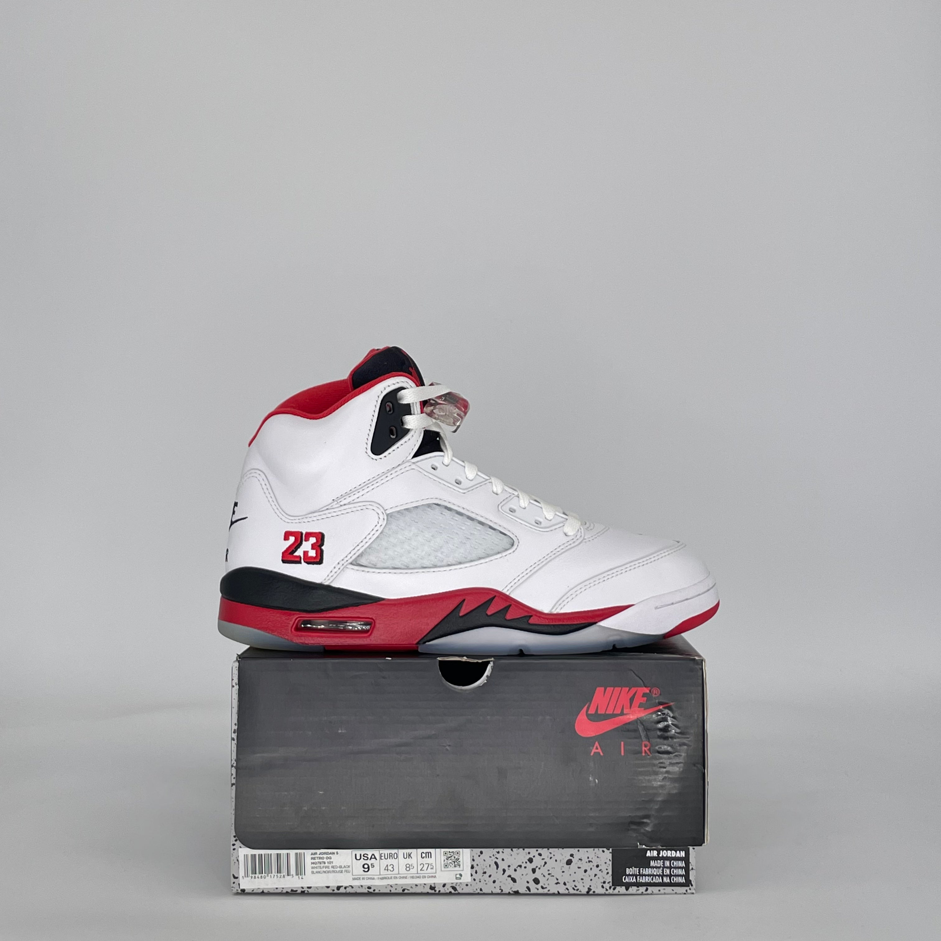 AIR JORDAN 5 FIRE RED BLACK TONGUE HQ7978-101 SIZE 9.5/11W