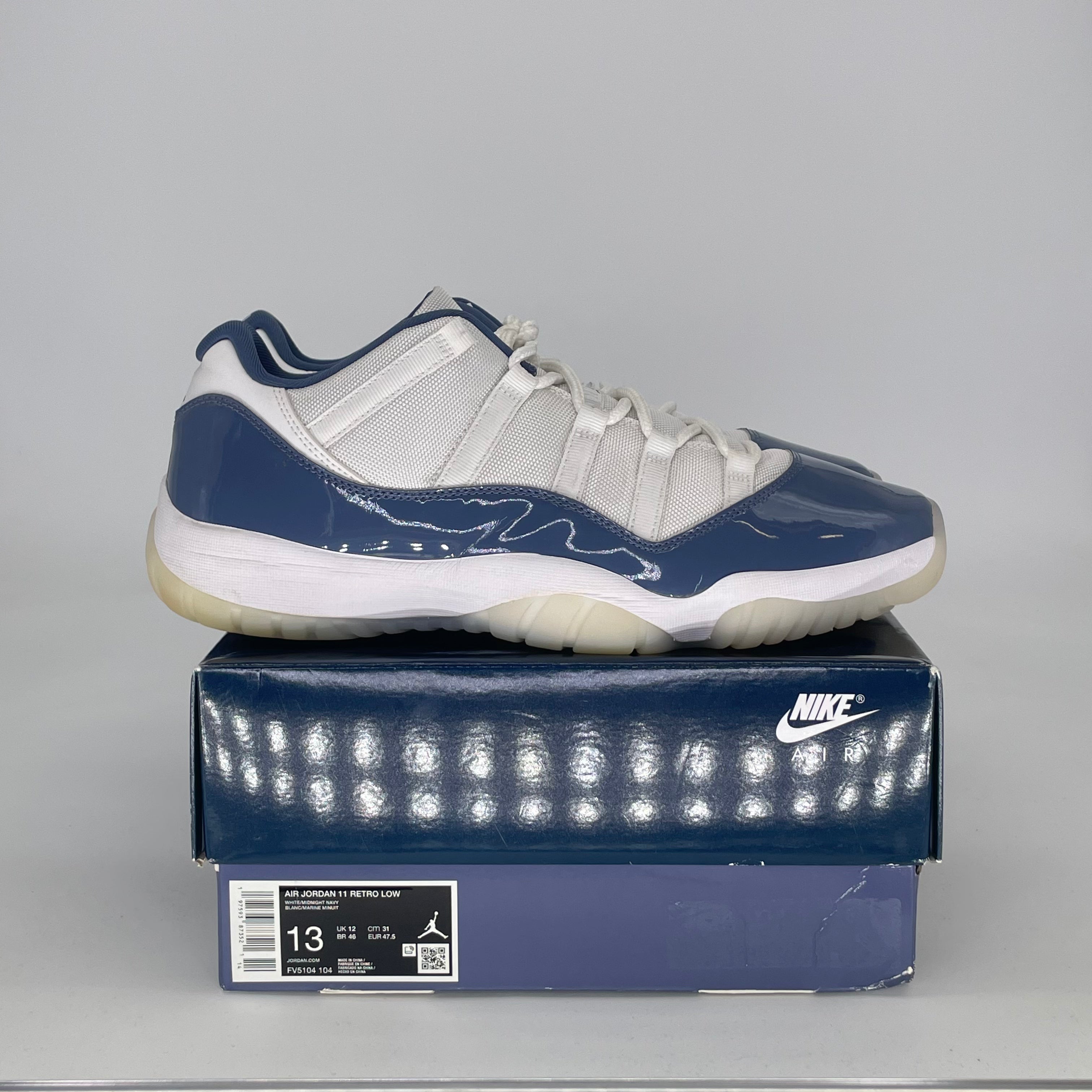 AIR JORDAN 11 LOW DIFFUSED BLUE FV5121-104 SIZE 13/14.5W
